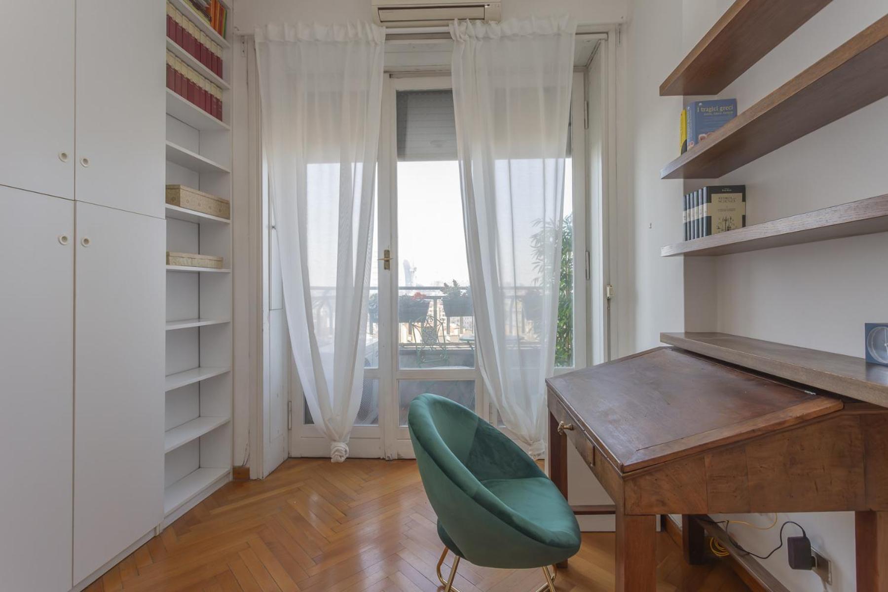 Apartamento Skyline View Biancamano 1 Bdr With Balcony By Rentopolis *