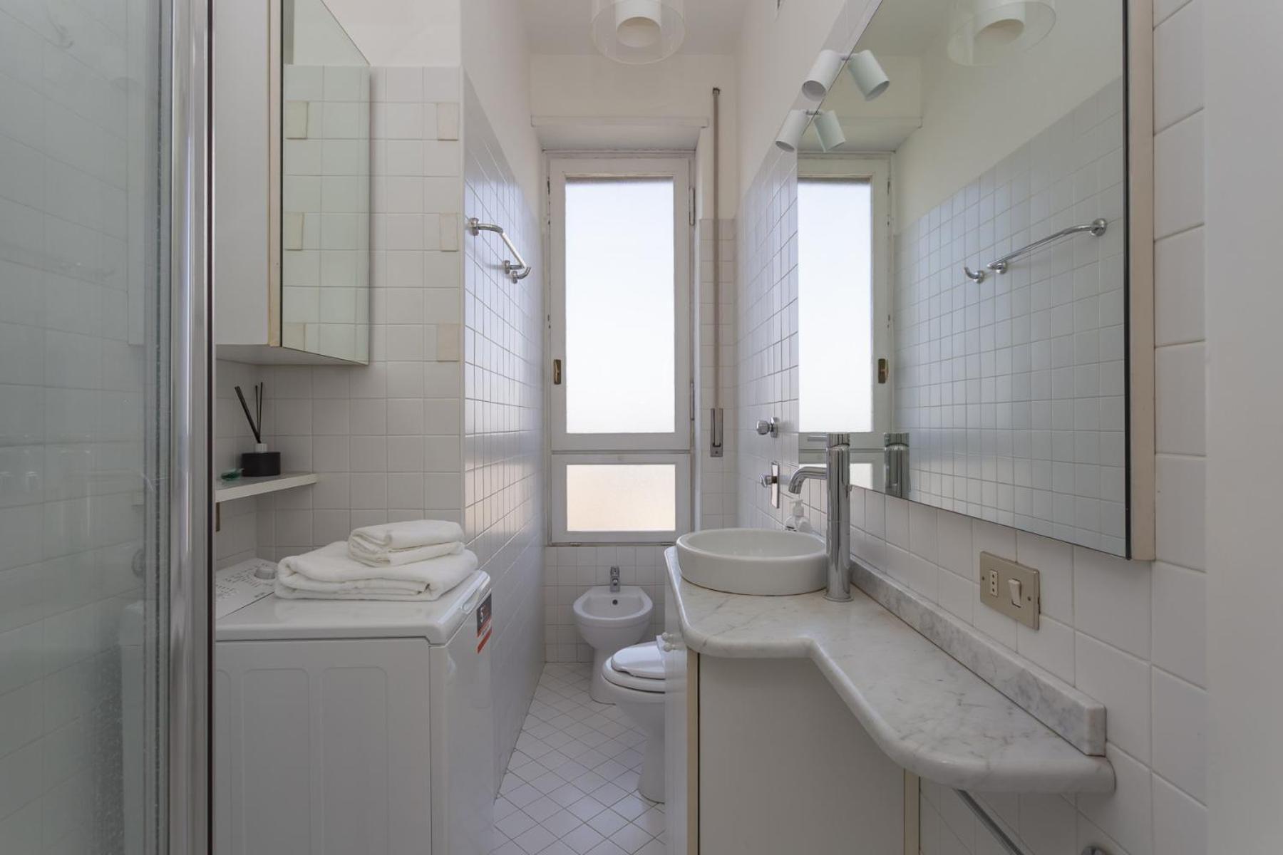 Apartamento Skyline View Biancamano 1 Bdr With Balcony By Rentopolis
