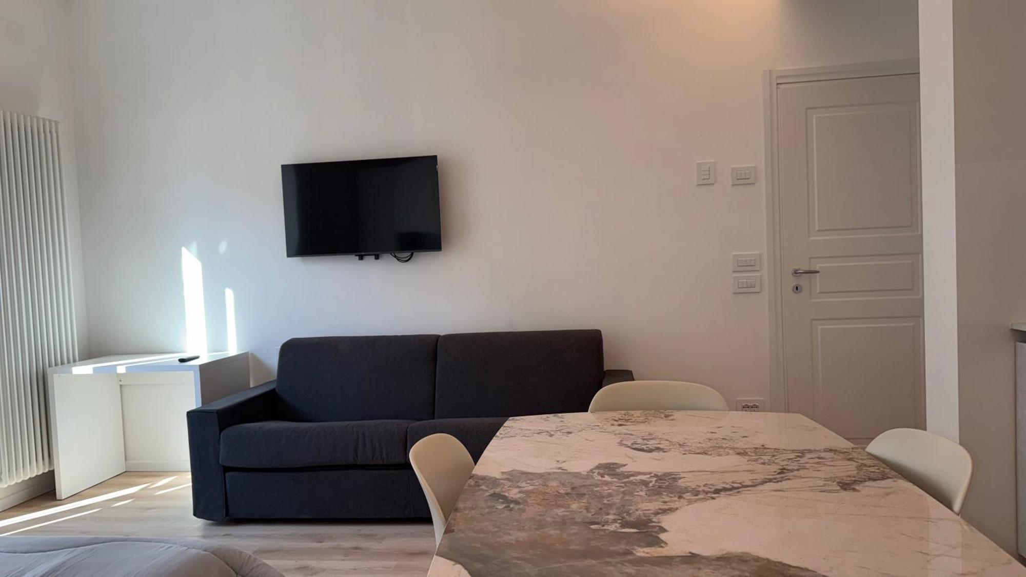 Mihouse Res Mailand