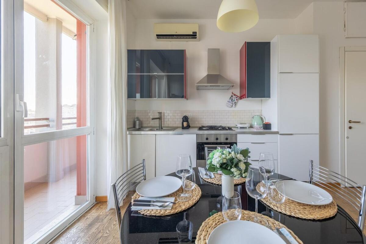 Meravigliosa Vista Su Citylife-famagosta M2,wifi Apartment Mailand