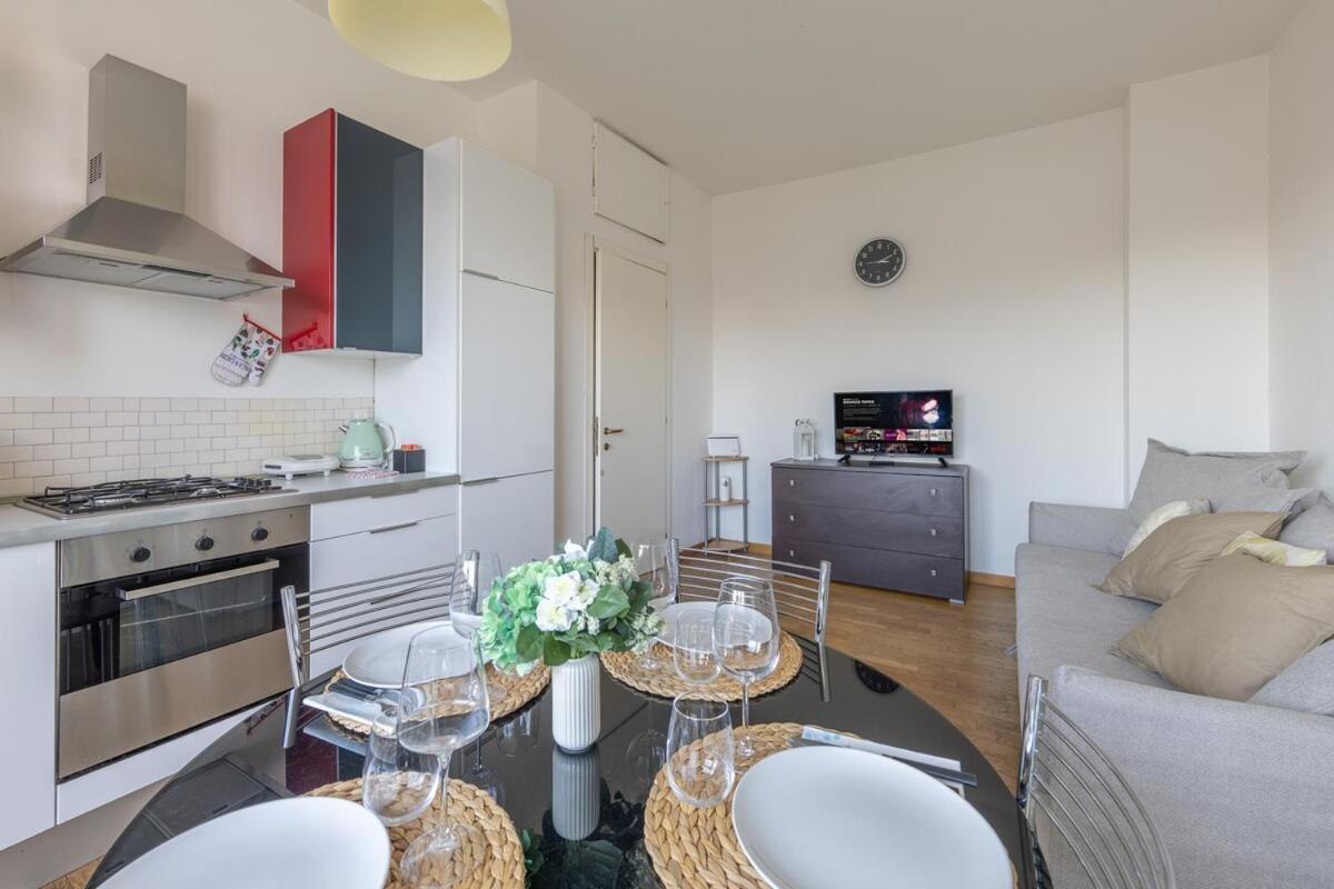 Meravigliosa Vista Su Citylife-famagosta M2,wifi Apartment *