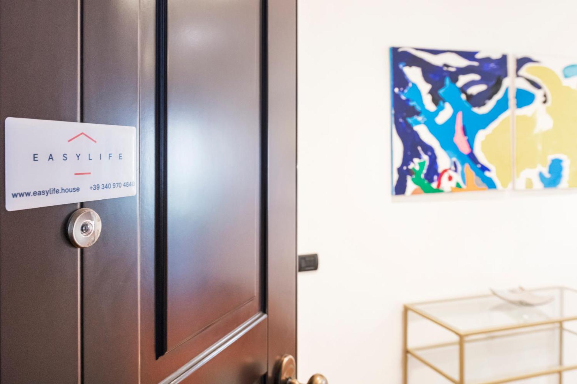 Easylife - Spacious On The First Floor In The Gae Aulenti Area *