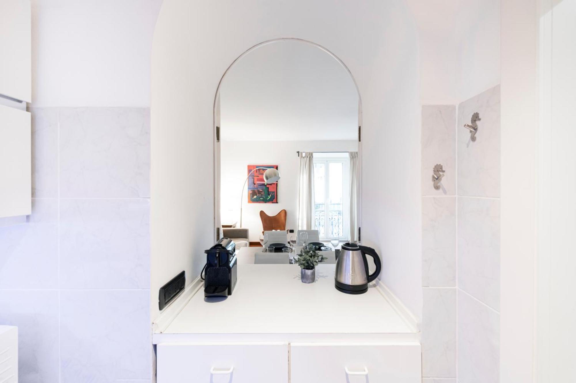 Easylife - Spacious On The First Floor In The Gae Aulenti Area
