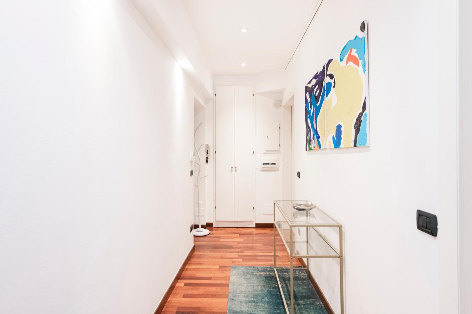 Apartment Easylife - Spacious On The First Floor In The Gae Aulenti Area *