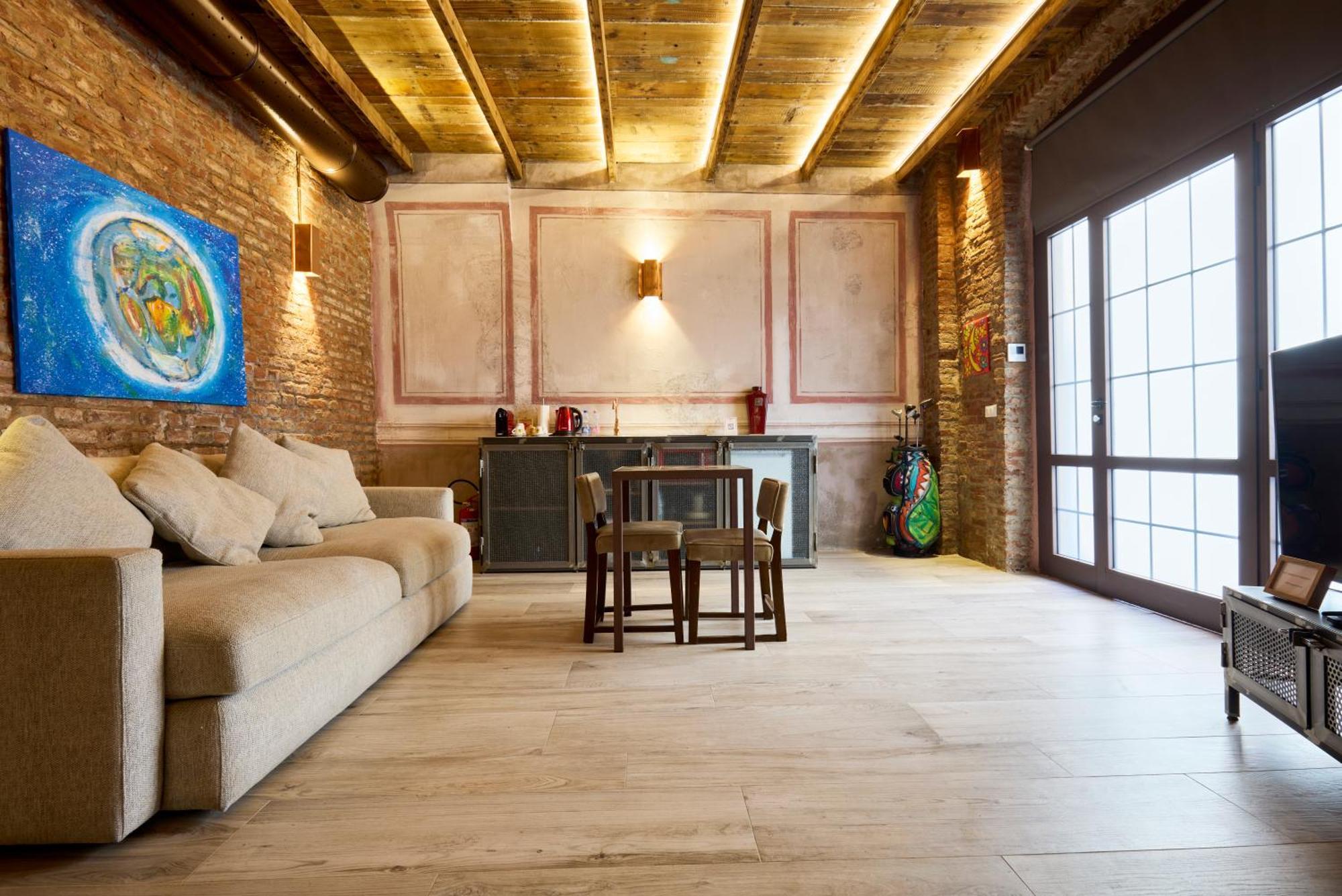 Apartment Red Moon-emme Loft Mailand