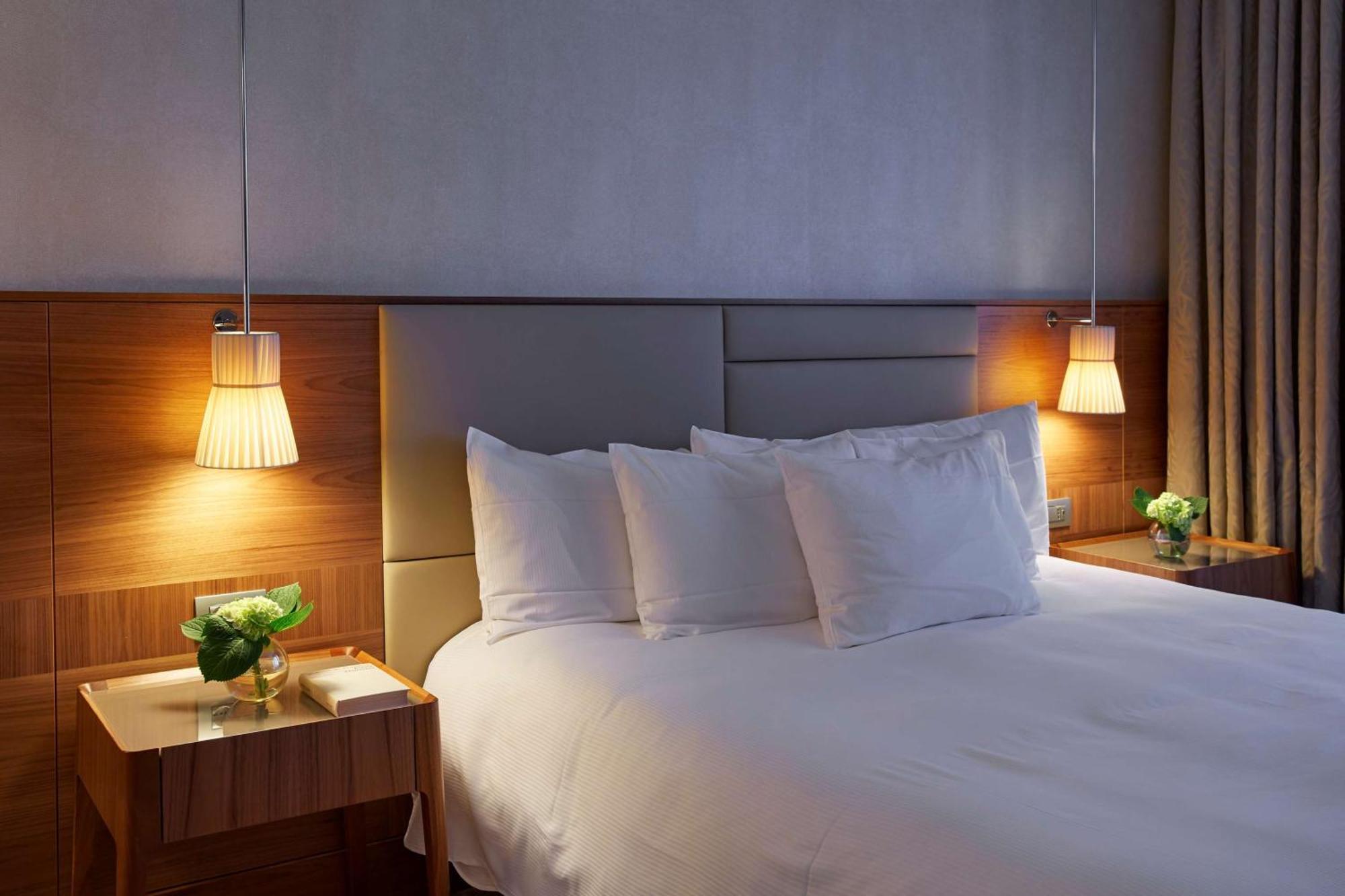 Hilton Hotel 4*