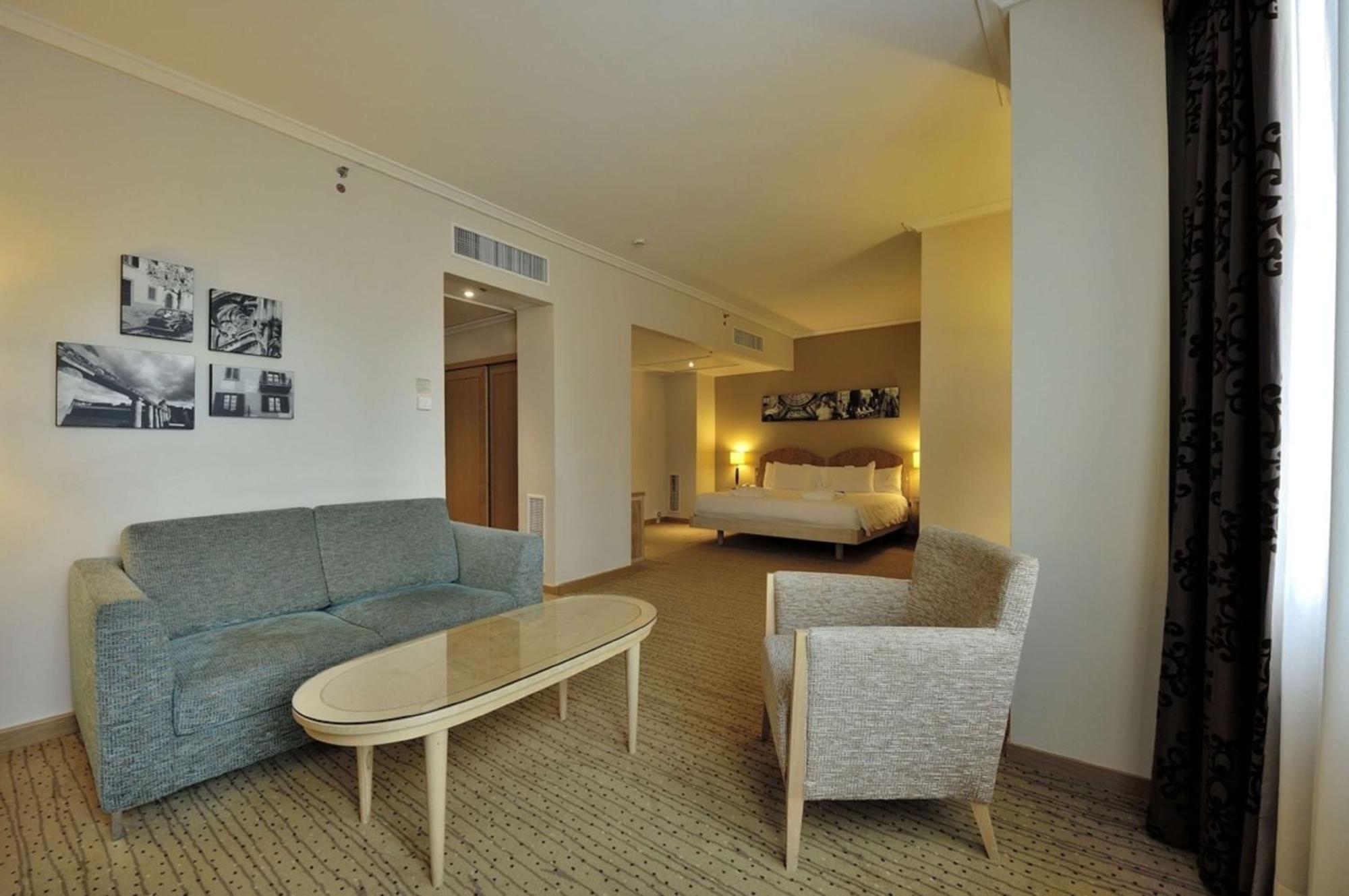 Hilton 4* Milan