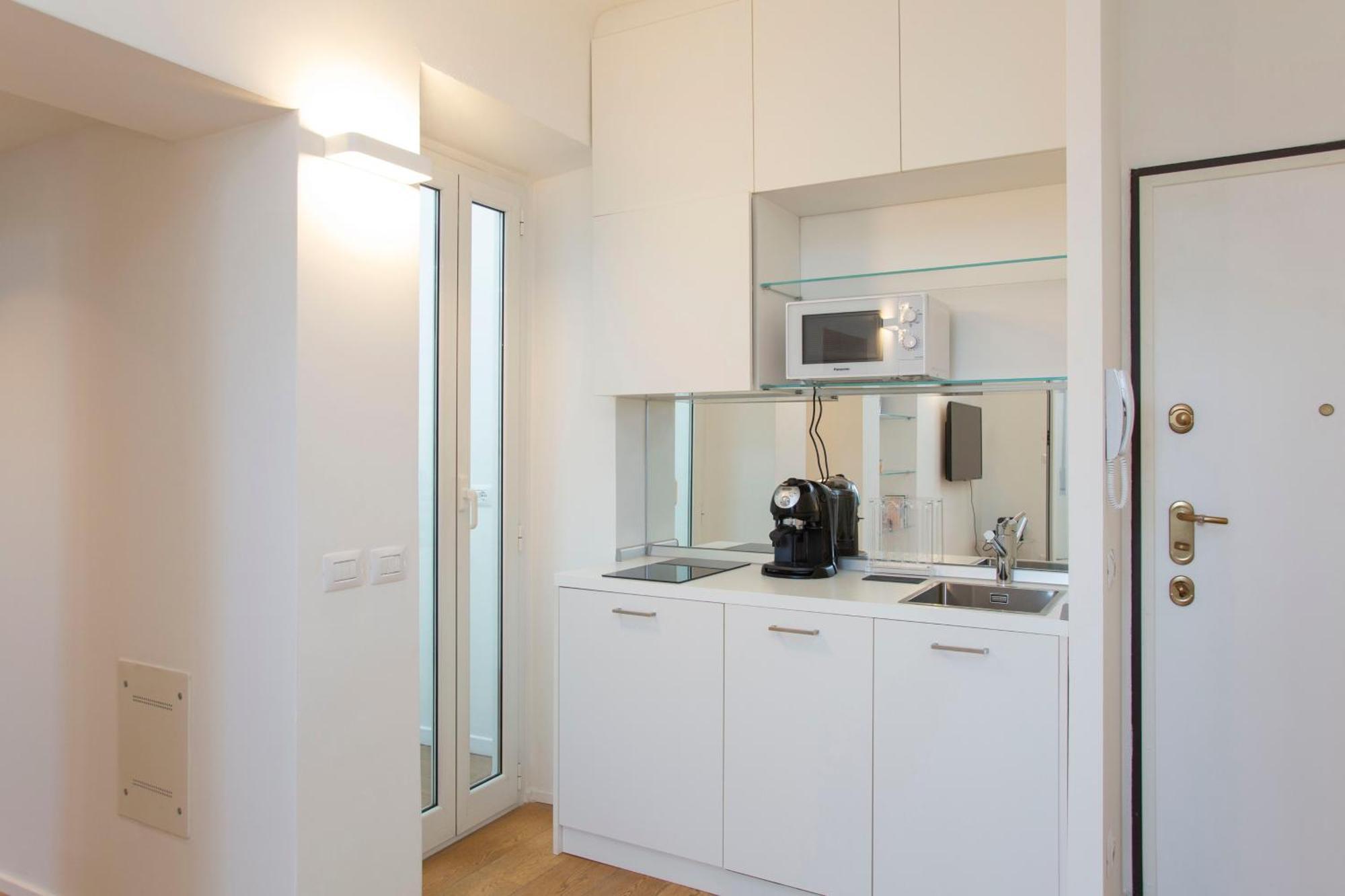 Exclusive Location, Cozy And Modern Apartment Mailand