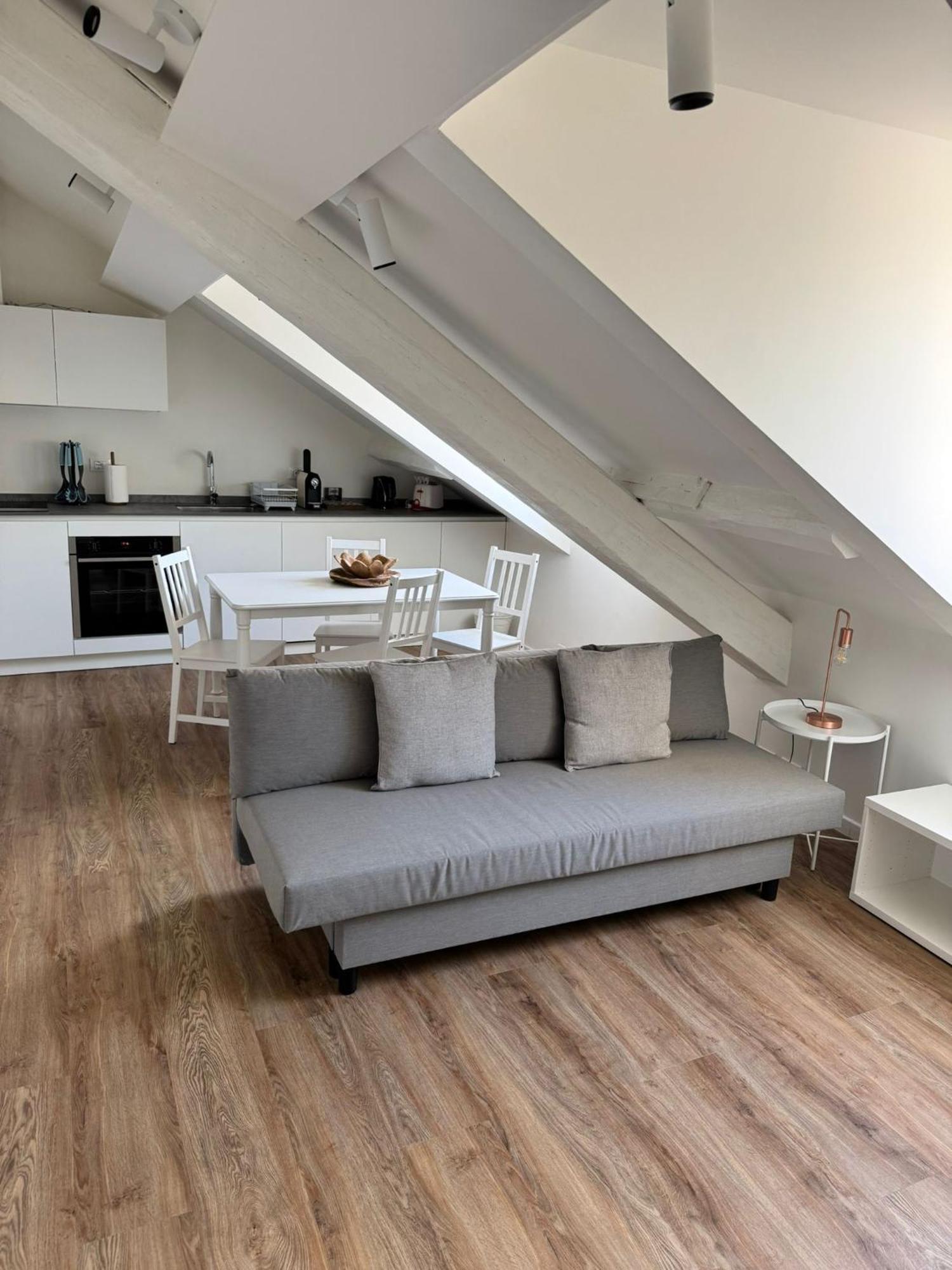 Apartamento Be Your - Dalla Corte Del Glicine Milão