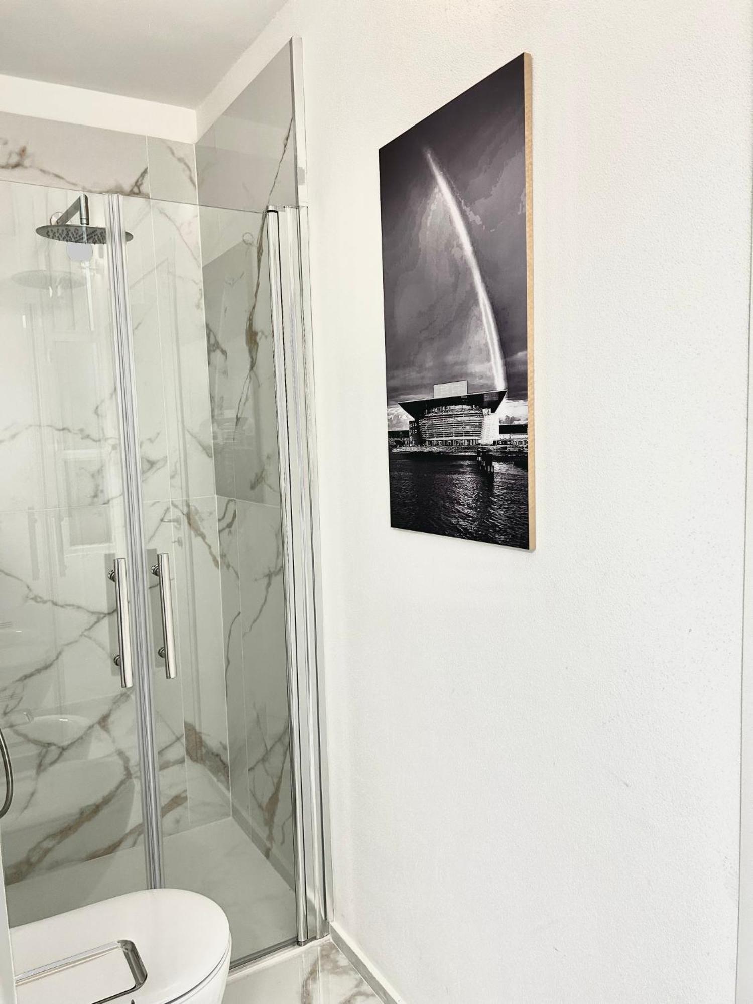 Casa Verga - Exclusive Haven Of Style And Elegance In Moscova Apartamento