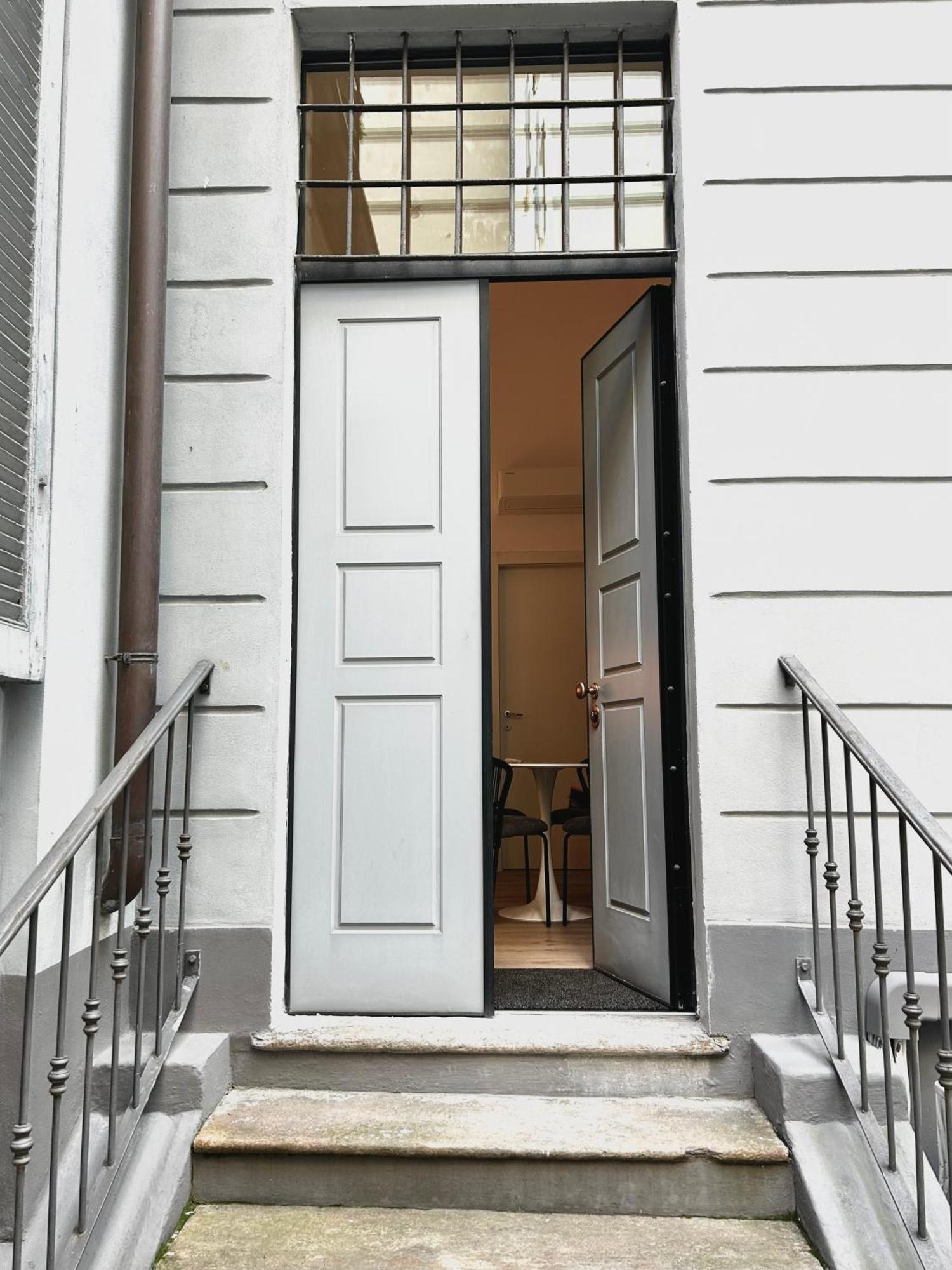Apartamento Casa Verga - Exclusive Haven Of Style And Elegance In Moscova Milão