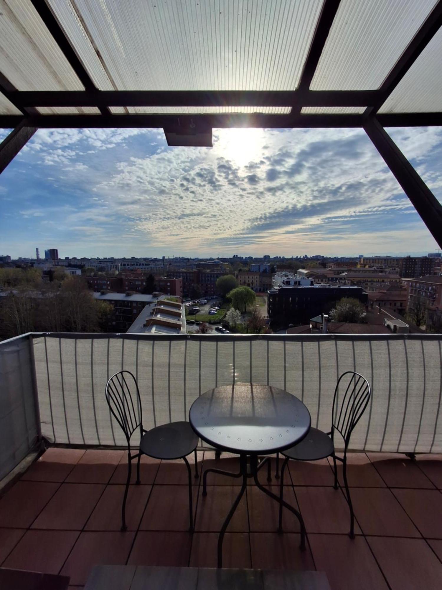 Terrazzo Di Bicocca M5 Niguarda M3 Zara & Garibaldi Station Apartment