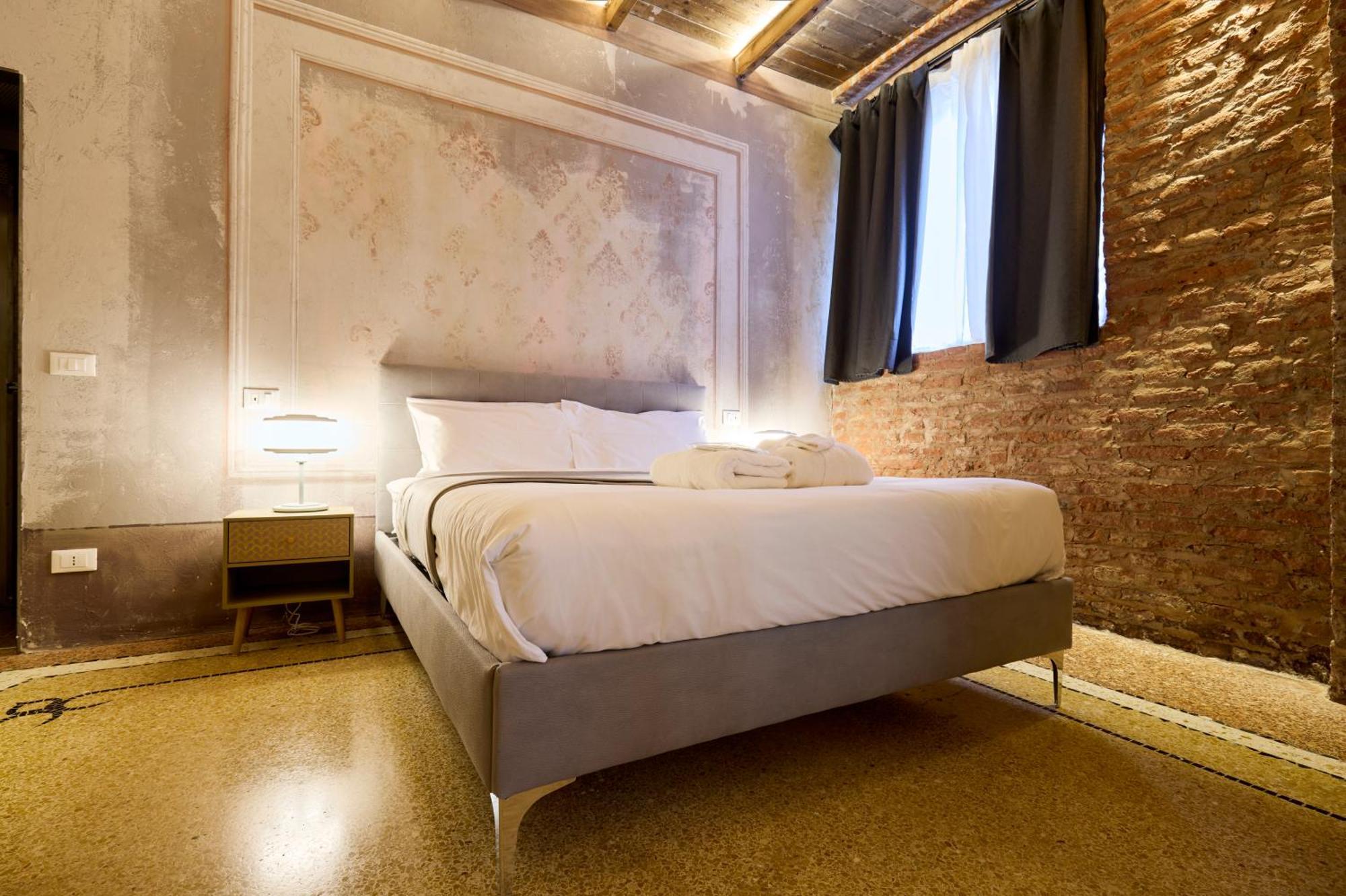 White Moon-emme Loft Apartment Mailand