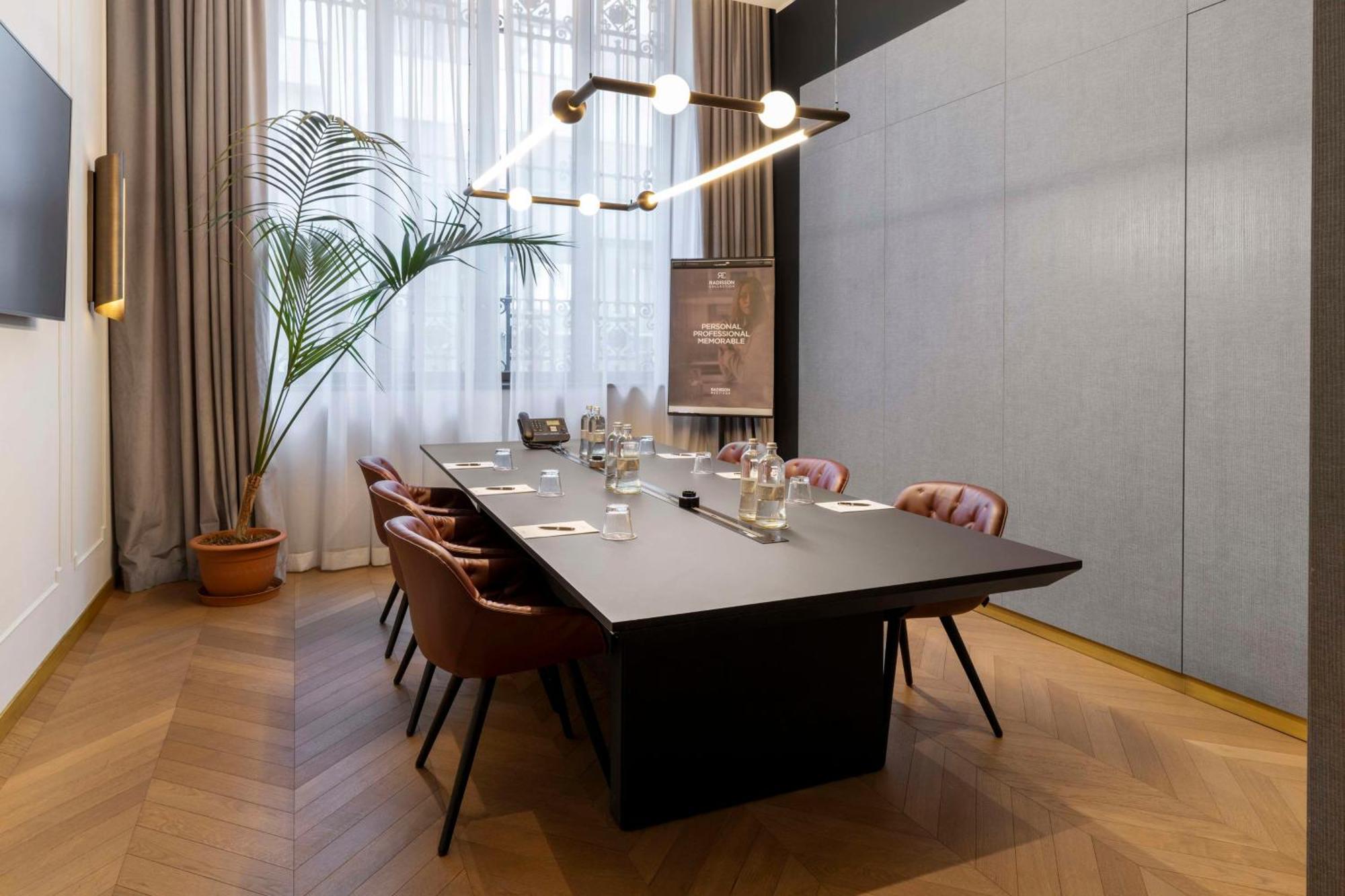 Radisson Collection Hotel, Palazzo Touring Club Hotel