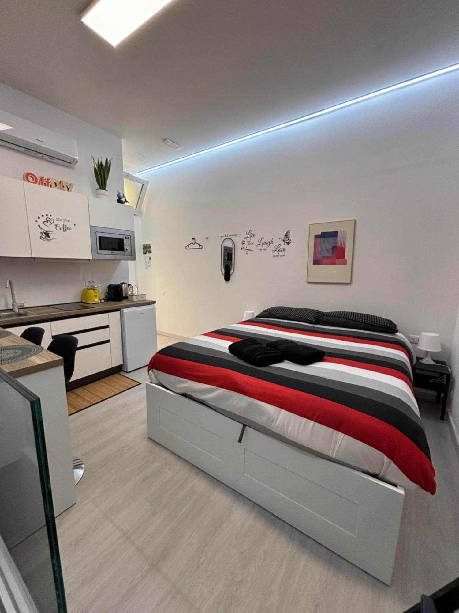 Apartment La Vecchia Milano-les Nubles Vannucci - Il Ballatoio E Il Cortile Mailand