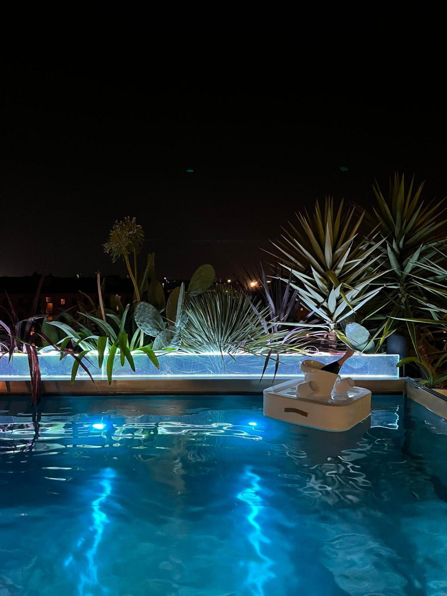 Apartamento Skyjungle, Luxury Penthouse Private Pool And Milão