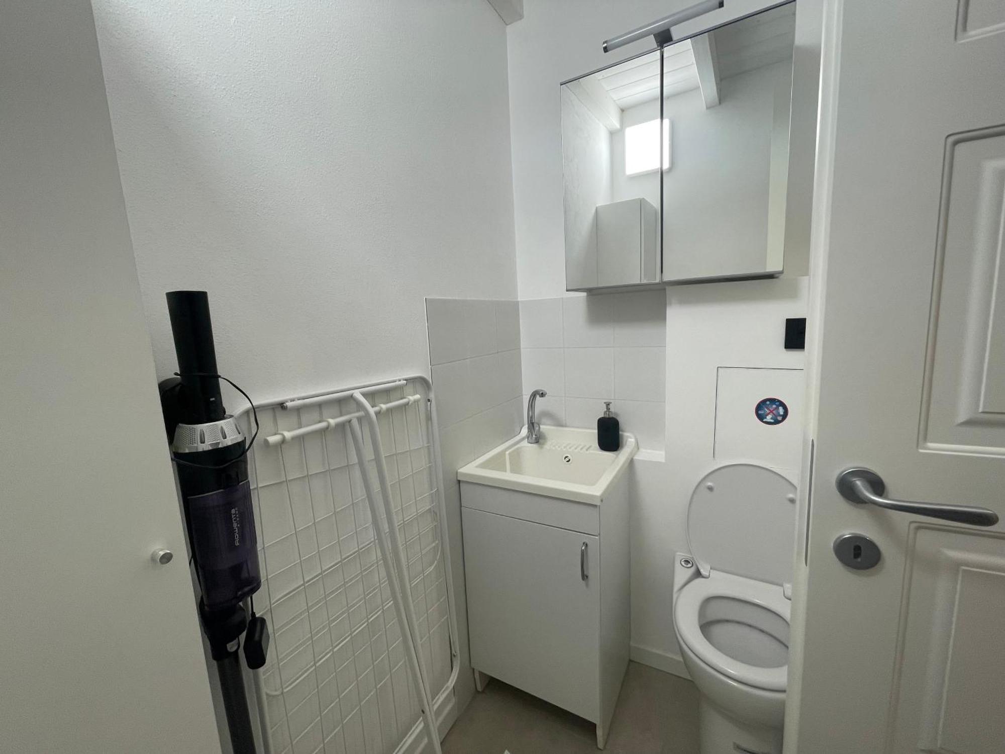 Sant Ambroeus Garden Apartment *