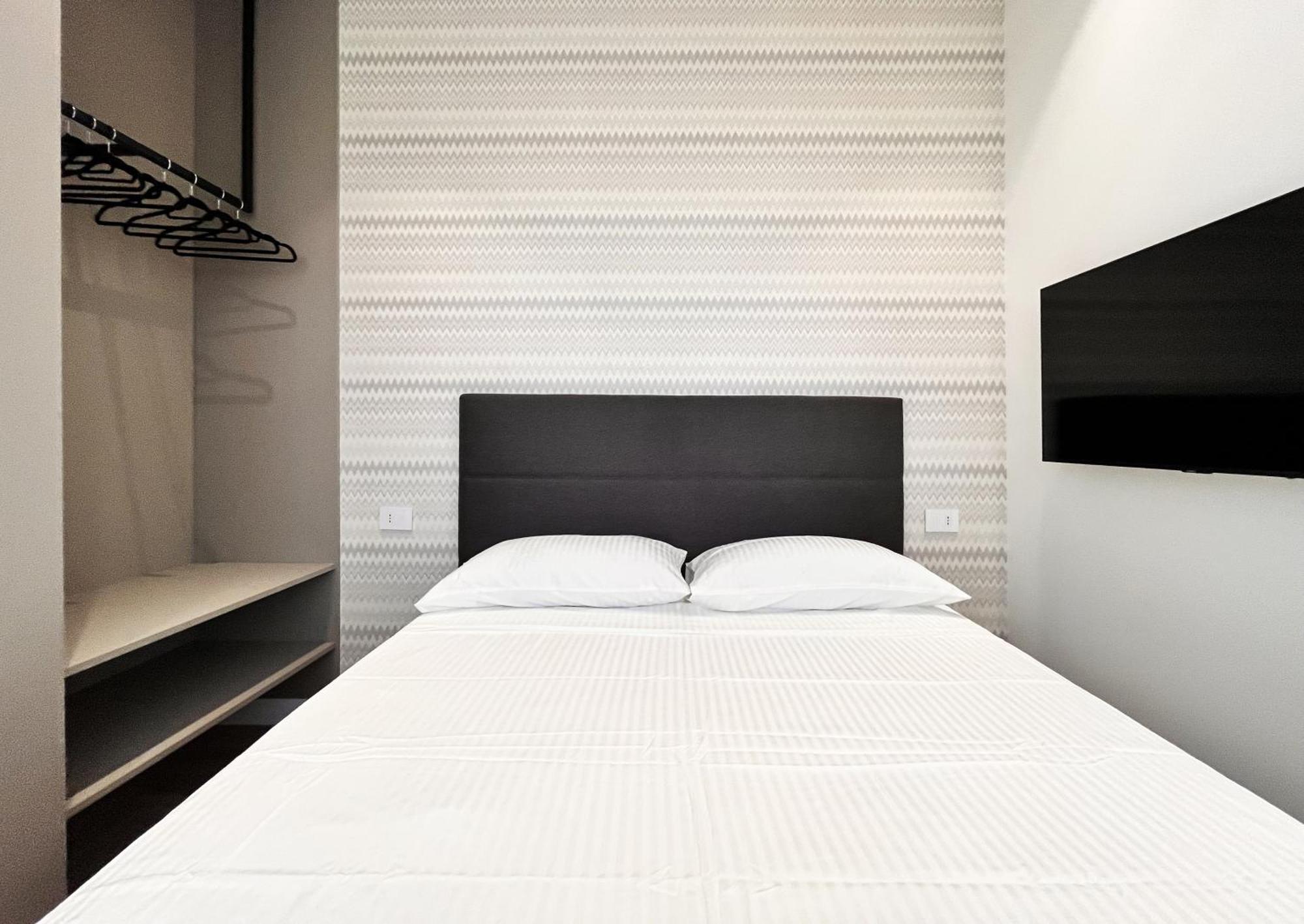 Yls Luxury 2 *