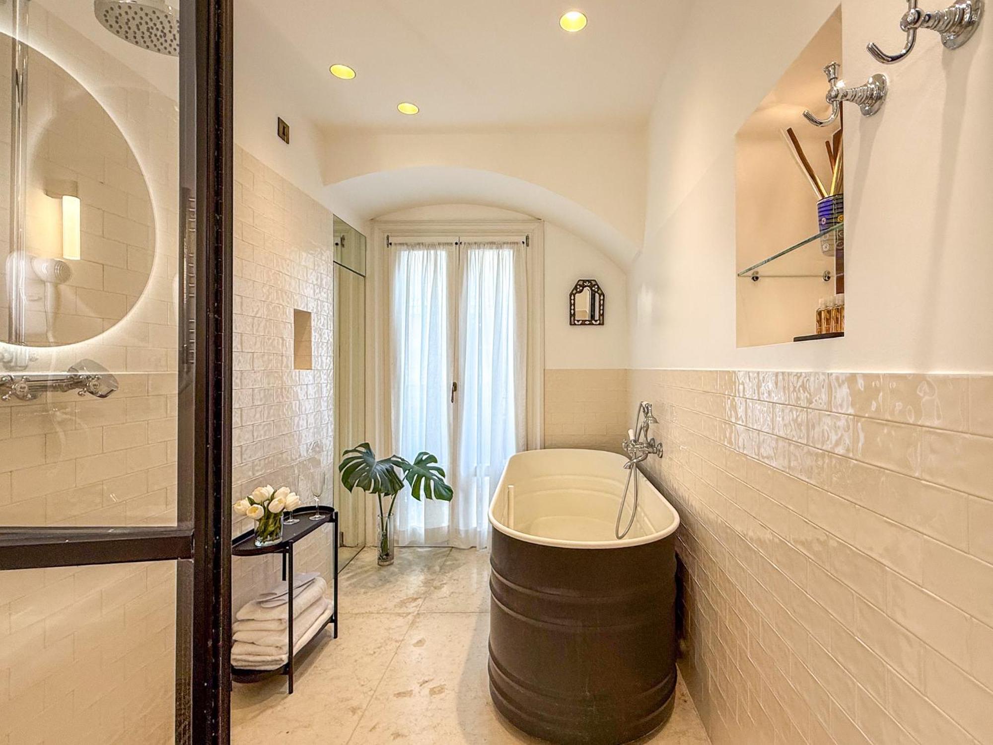 Ospitali, Ks-suites
