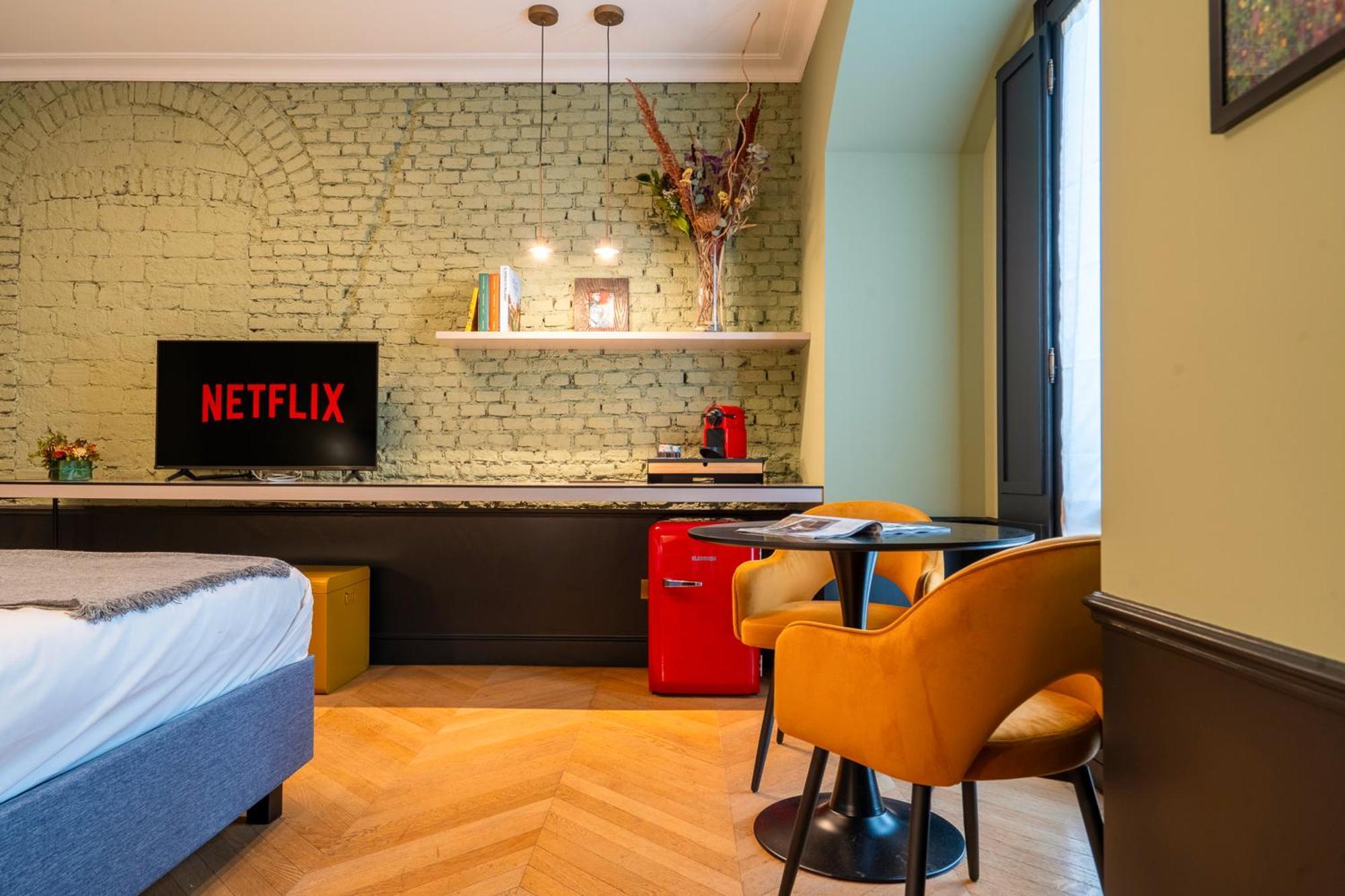 Ospitali, Ks-suites *