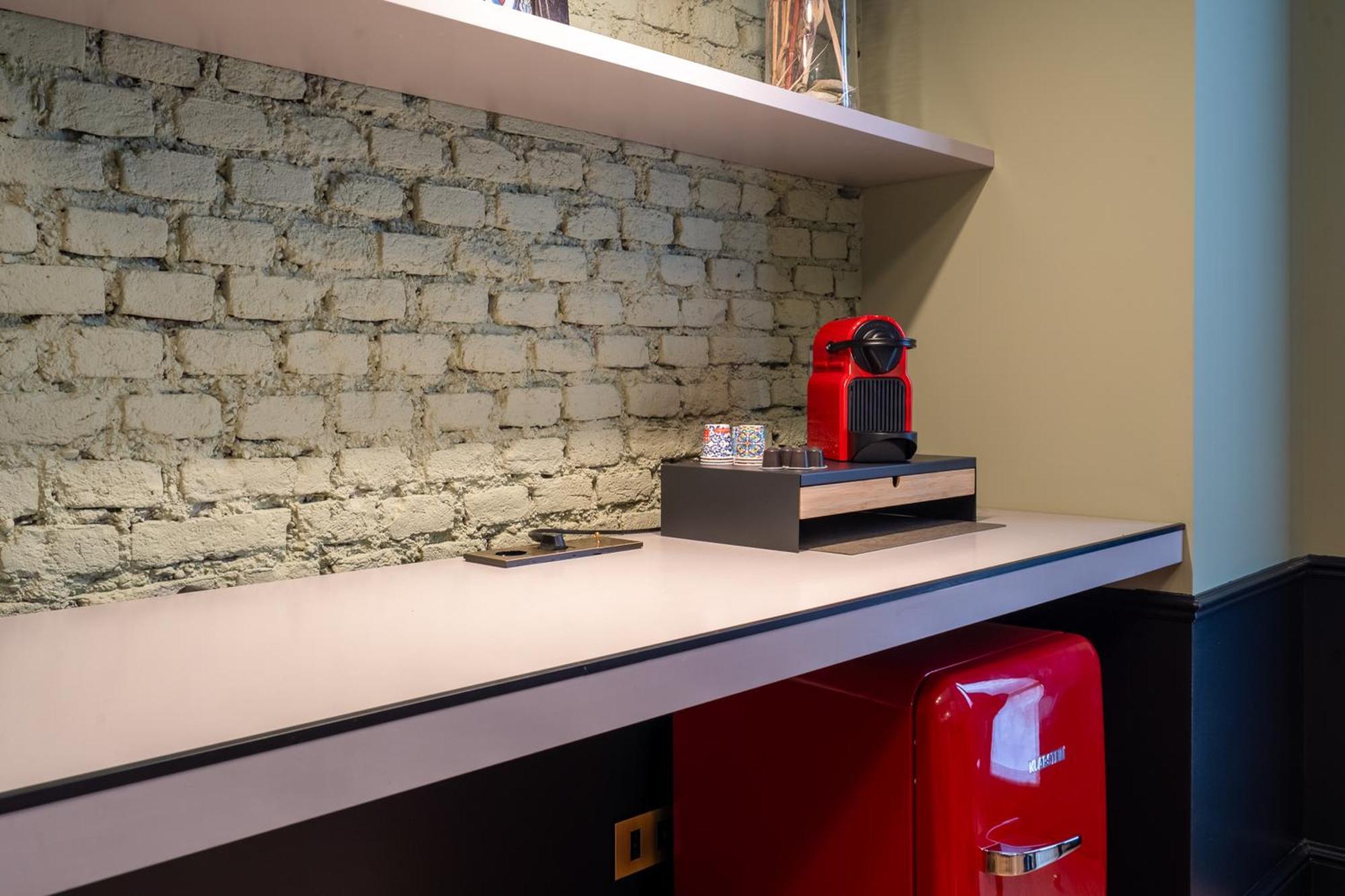 Ospitali, Ks-suites Mailand