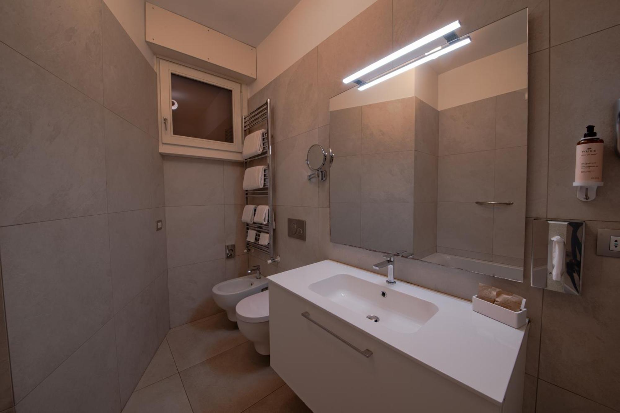 Mercure Solari 4*