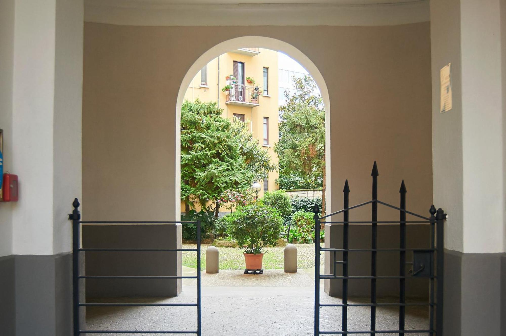 Design & Comfort A Metro A 2 Min Apartment Mailand