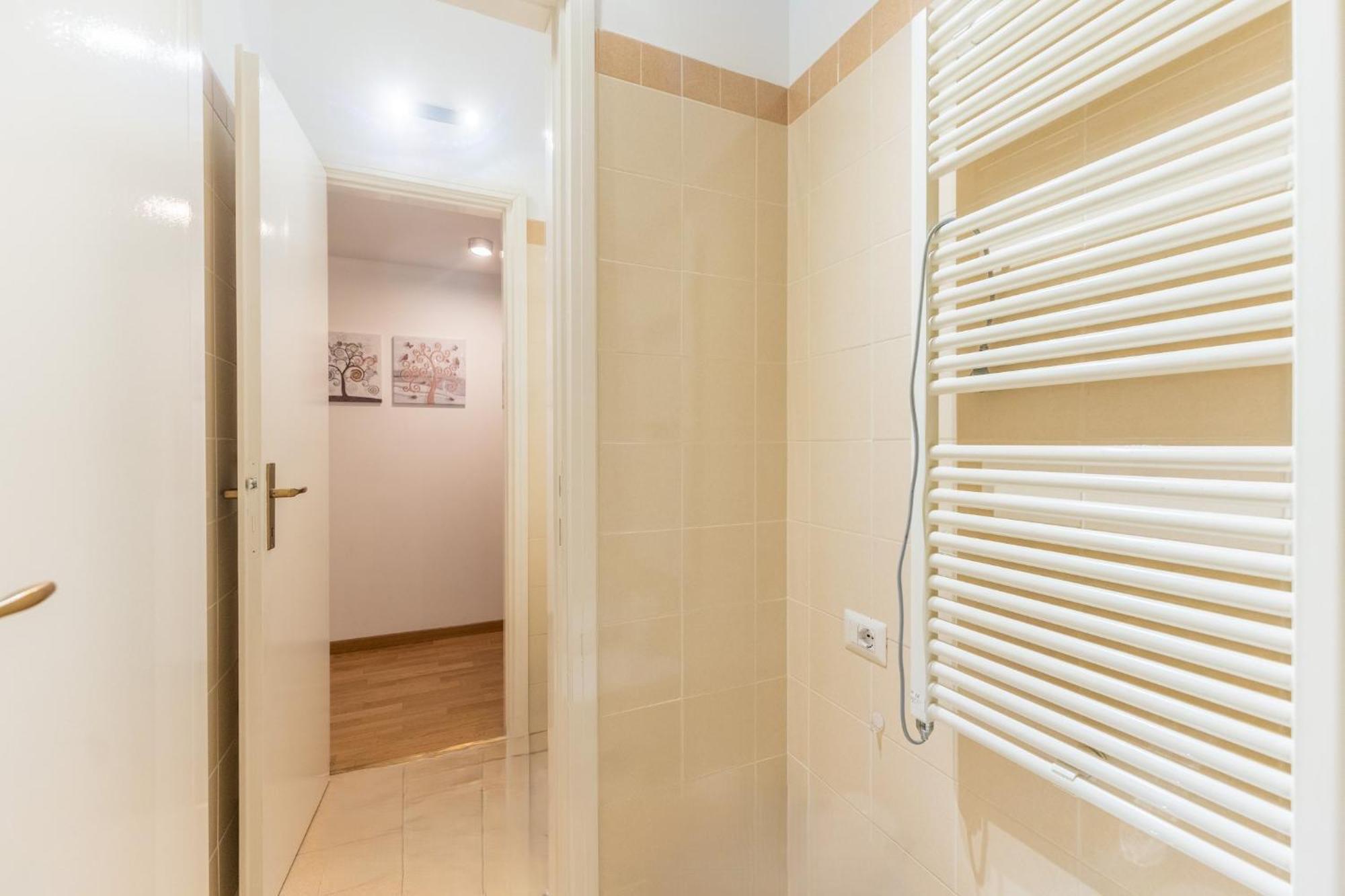 Ap4 Nel Cuore Di Apartamento