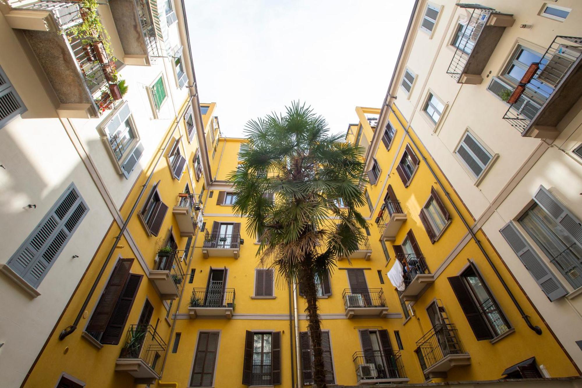 Bilocale Moderno Apartment Milan