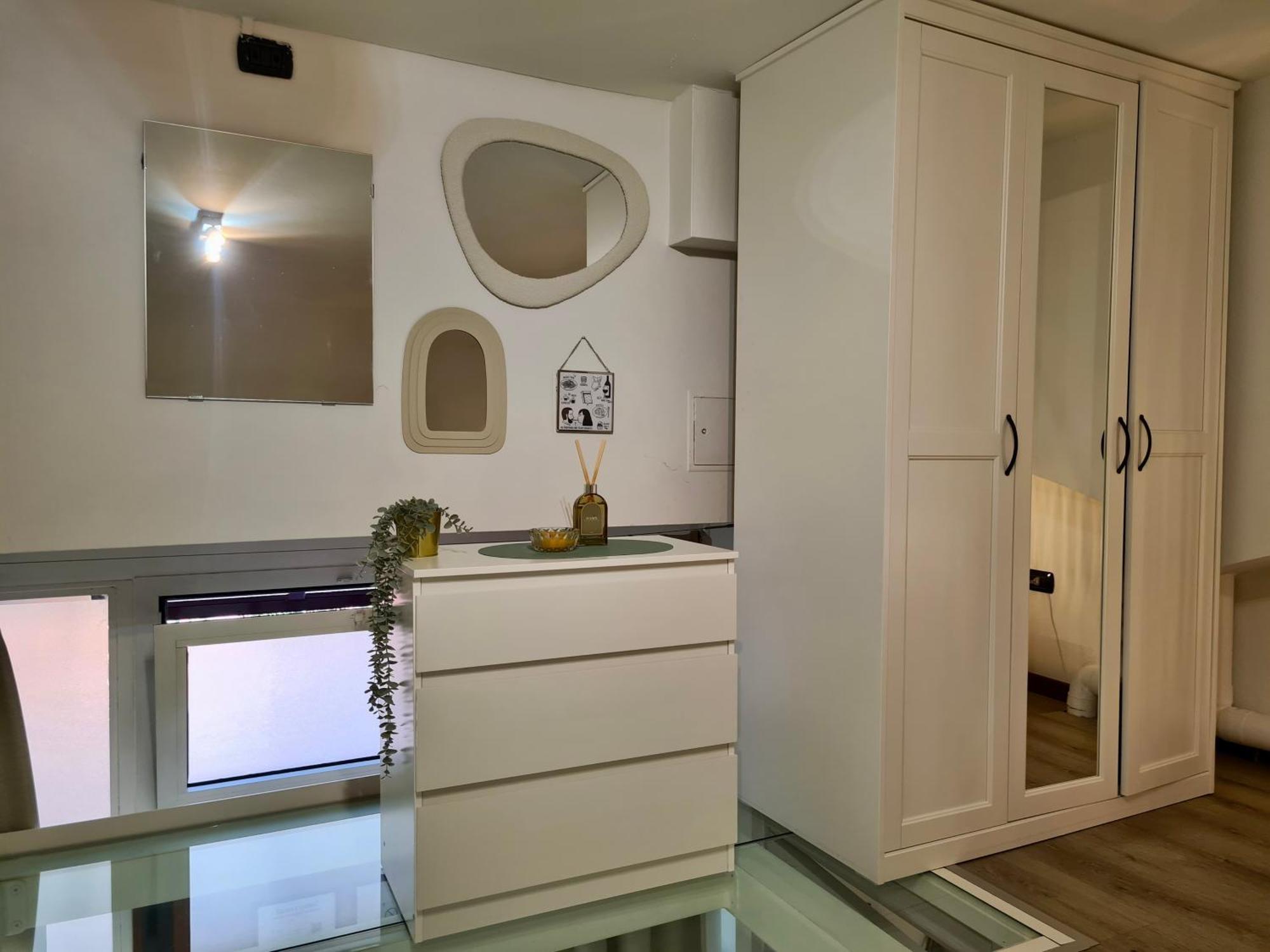 Bellavita Loft - Tricolore Metro Station Apartment *