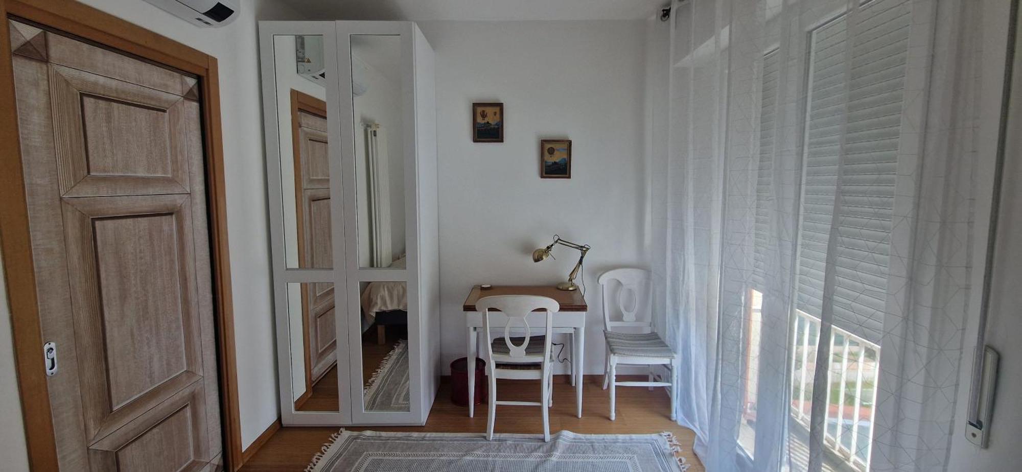 Stanza In Con Giardino Homestay *