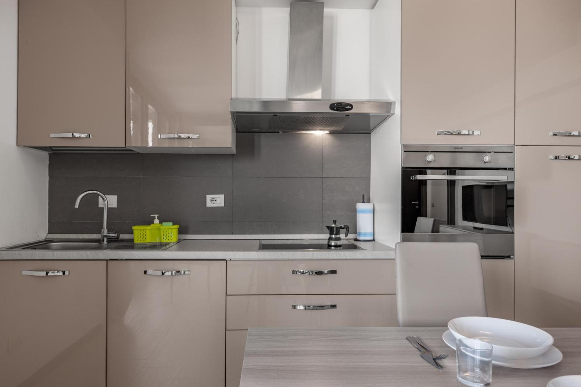 Monolocale Con Balcone Self Check In Sempione Apartment Mailand