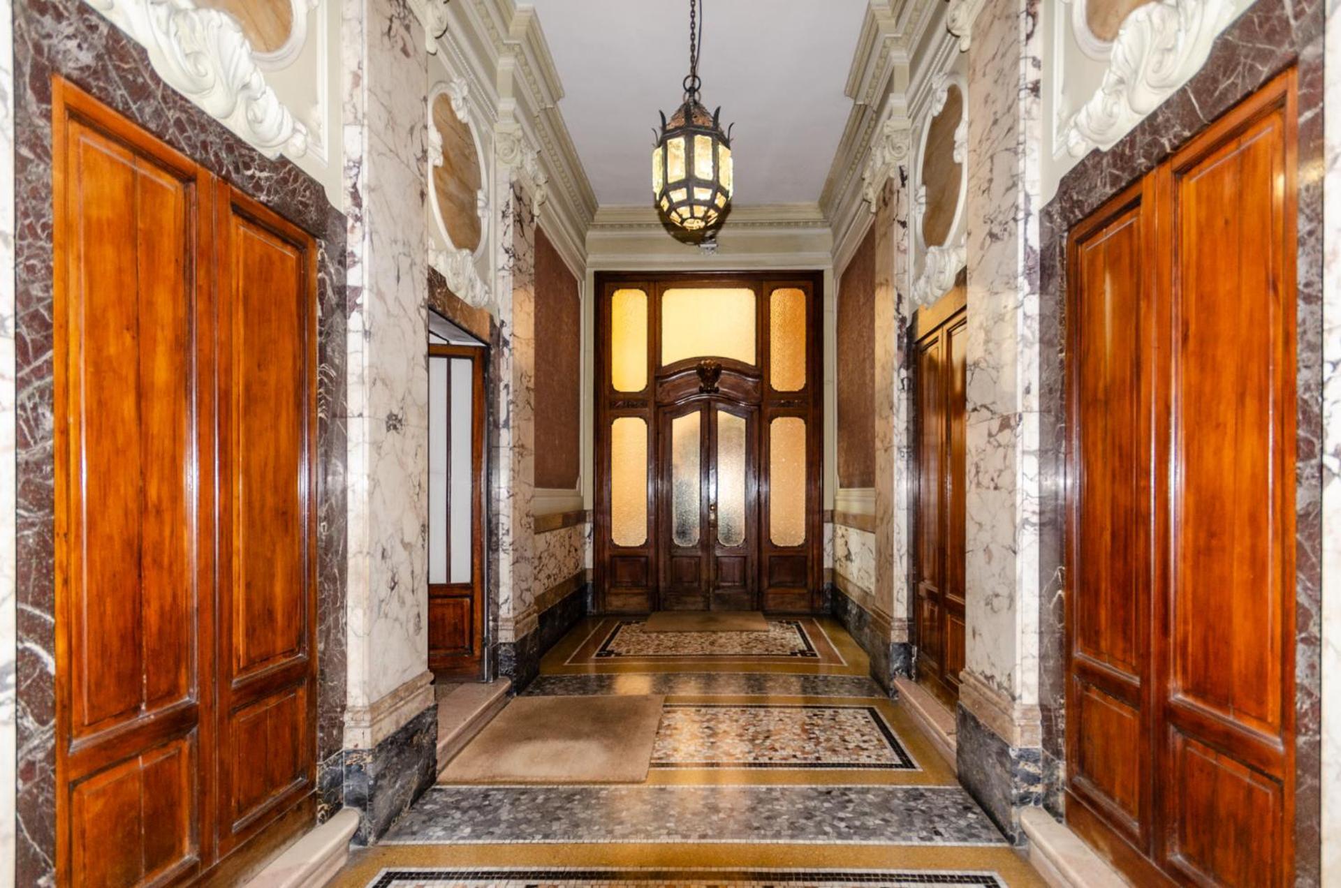 Apartamento Luxury 3 Fiat, Ariberto Home, Tra Centro Storico Di E Navigli, Con Spaziosa Jacuzzi *