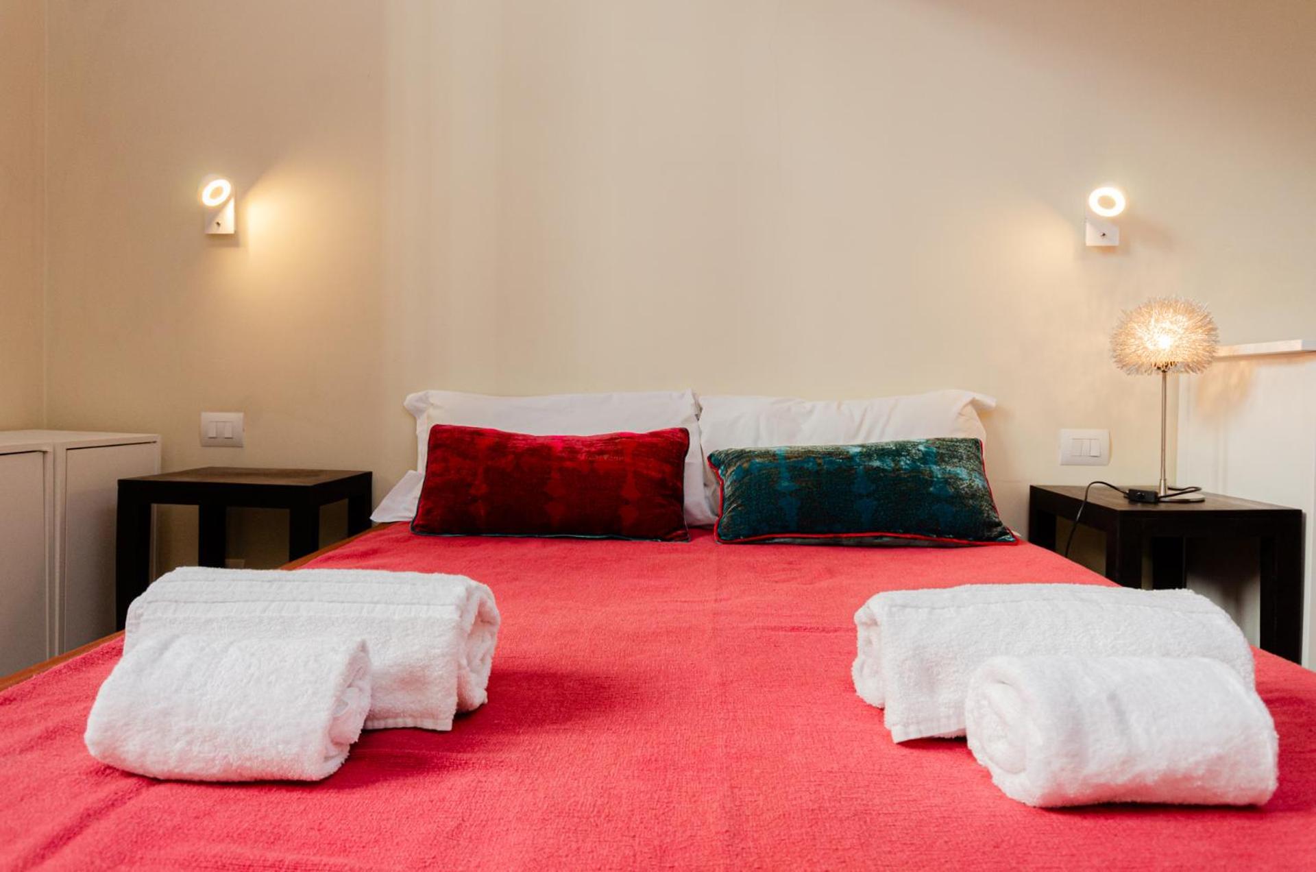 Apartamento Luxury 3 Fiat, Ariberto Home, Tra Centro Storico Di E Navigli, Con Spaziosa Jacuzzi