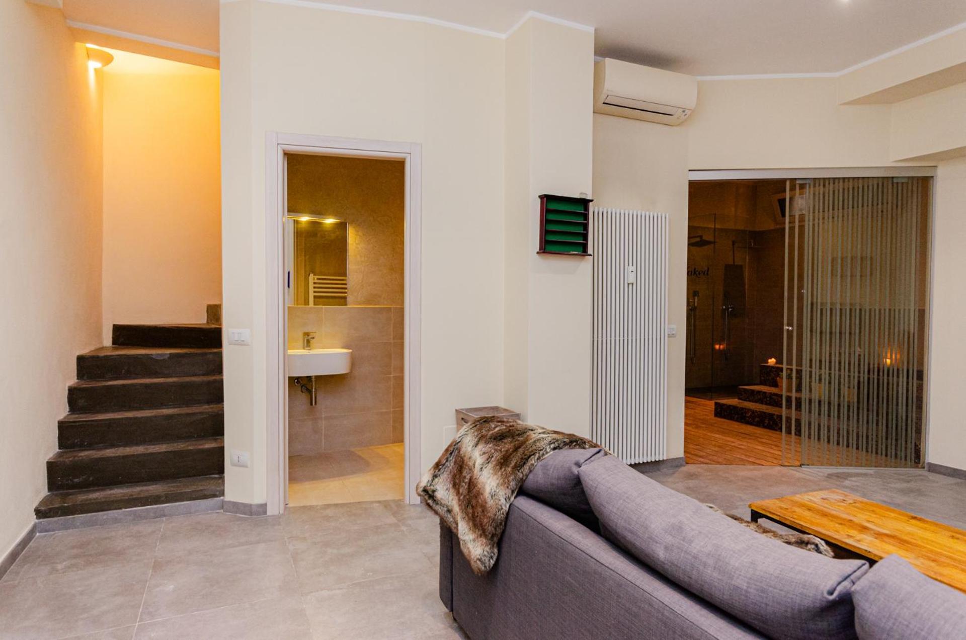 Luxury 3 Fiat, Ariberto Home, Tra Centro Storico Di E Navigli, Con Spaziosa Jacuzzi Milão