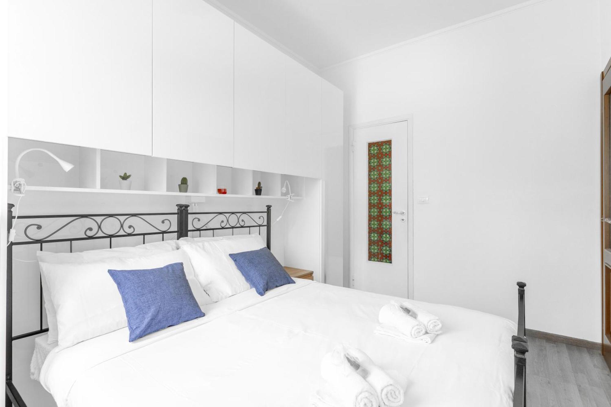 Luxury Dream - Duomo 10min Free Fast Wi-fi And Ac Train Station Porta Vittoria 290mt Milão