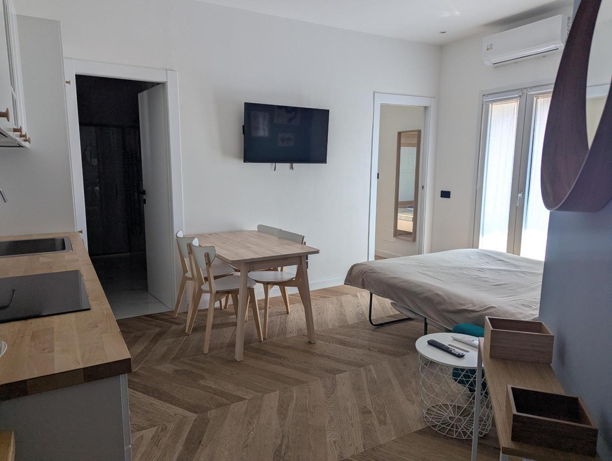 Bright 2-room For Friends And Relatives Milão
