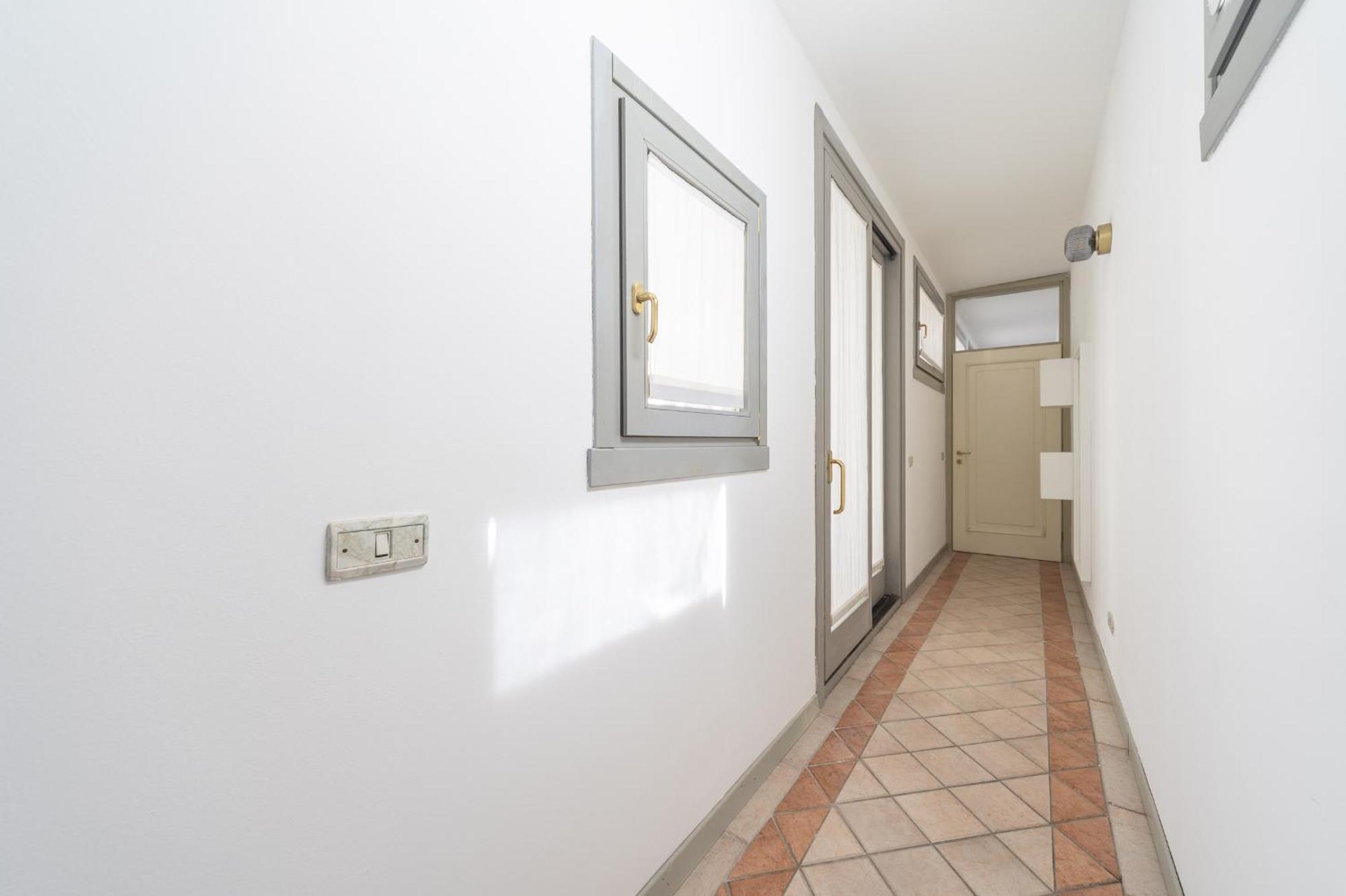 Apartamento Sunny With Terrace In Center By Rentopolis