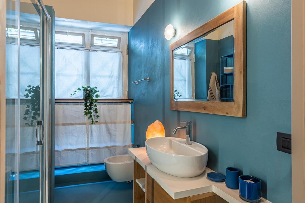 Navigli Typical With Private Courtyard Apartment