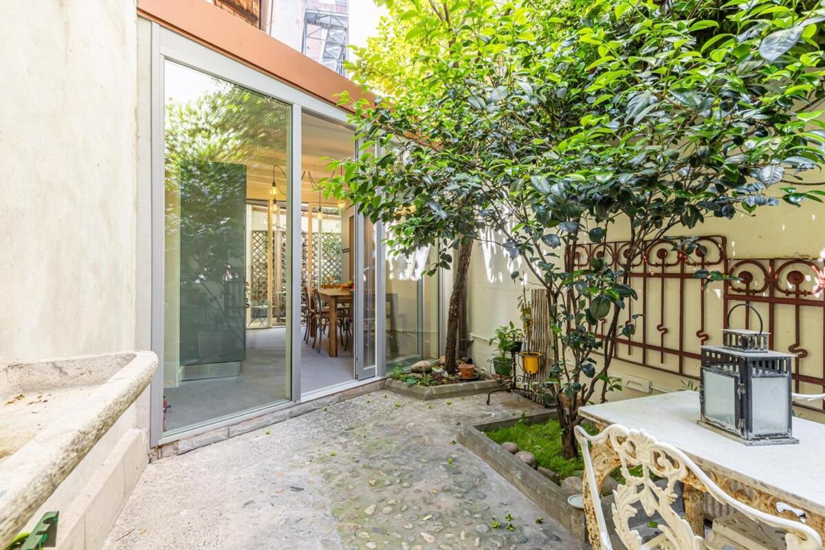 Navigli Typical With Private Courtyard Apartment Mailand