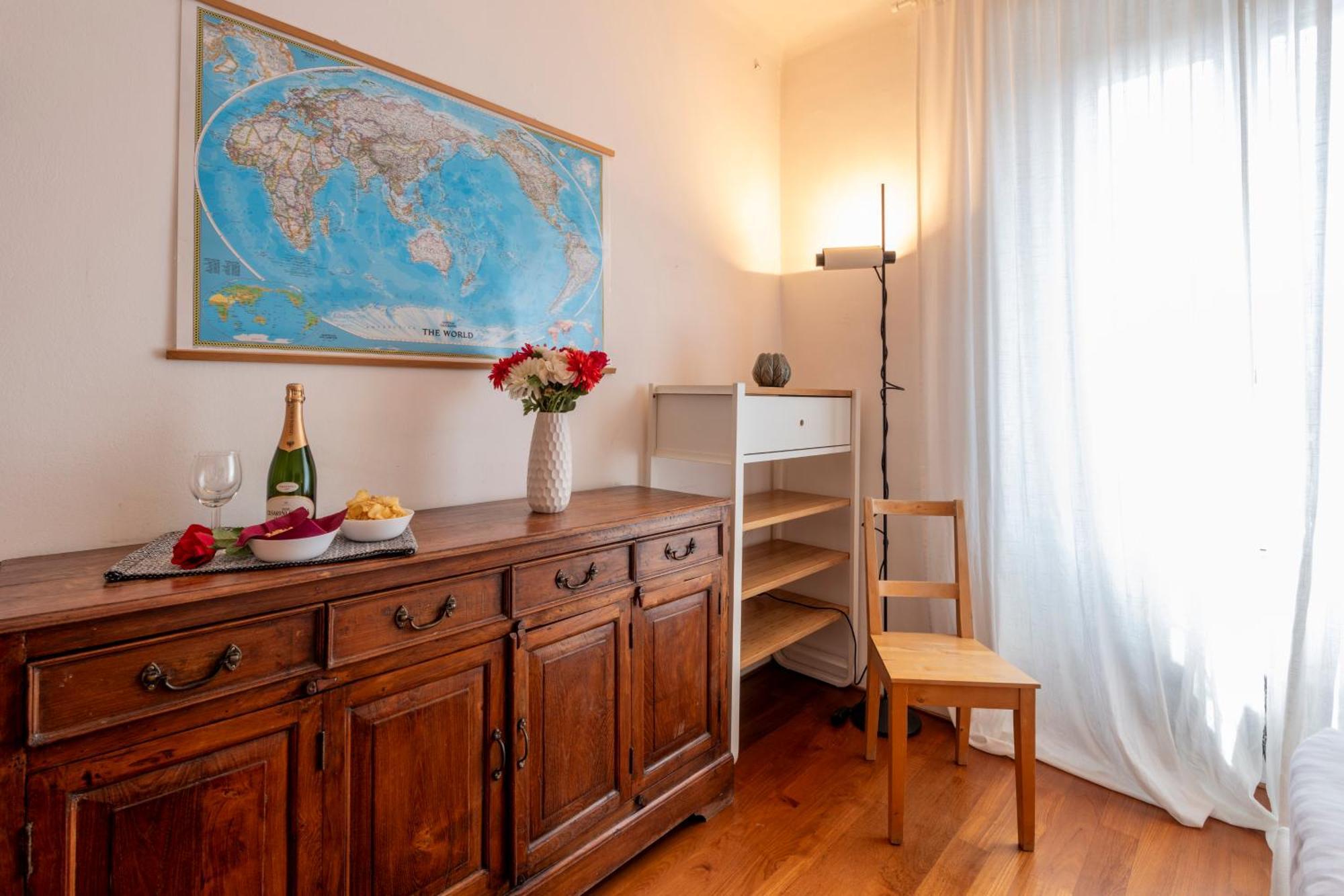 Apartment Paolo Sarpi, 36 - Inside