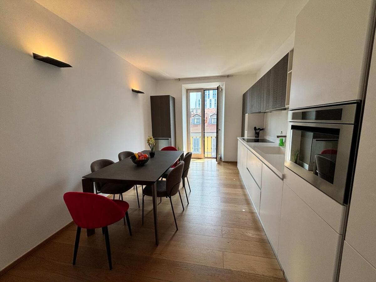 Luxury Brera - Corso 9 Apartment