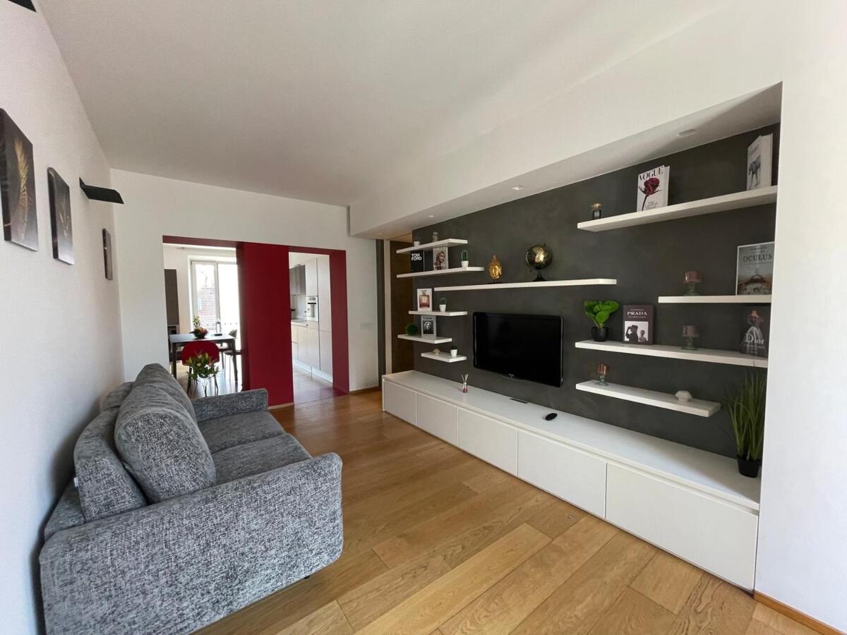 Luxury Brera - Corso 9 *