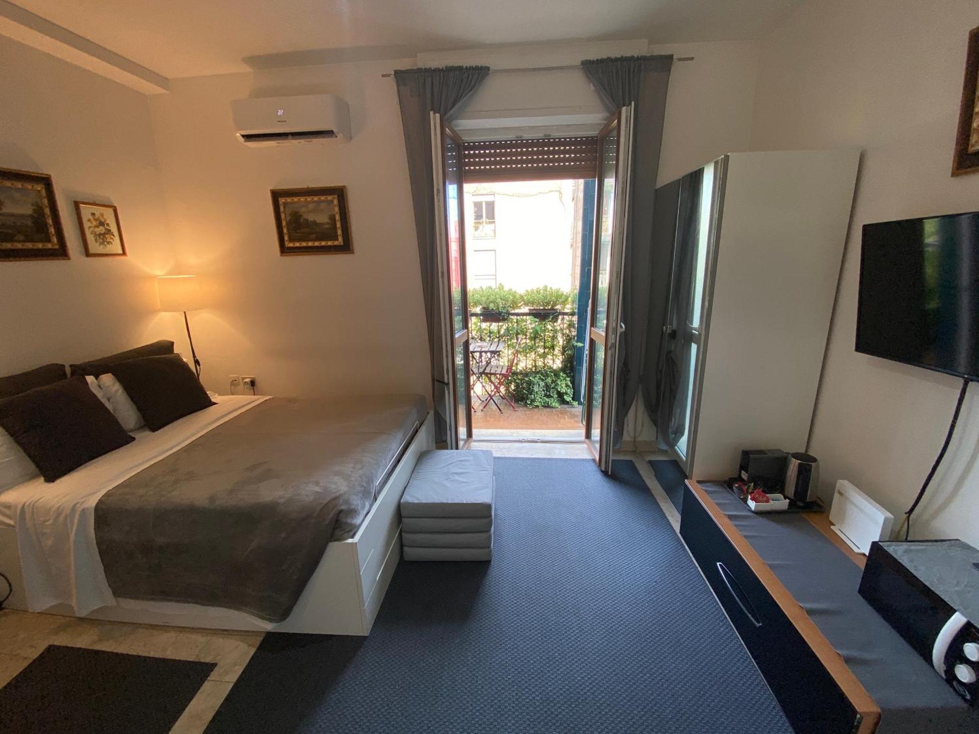 Short Rent Porta Vittoria Apartamento *