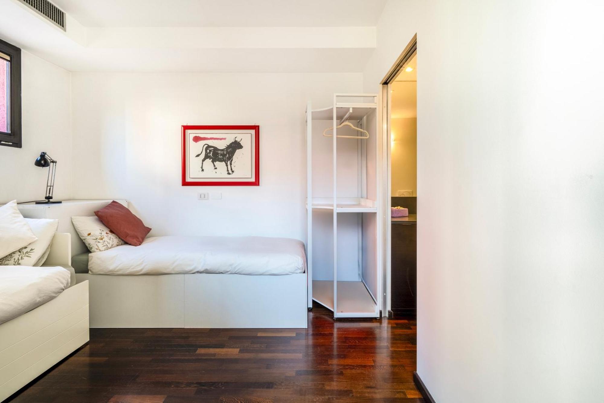 Red Lofty Milano- Loft Moderno Comodo Per Ippodromo, San Siro, Fiere E Politecnico, Parking