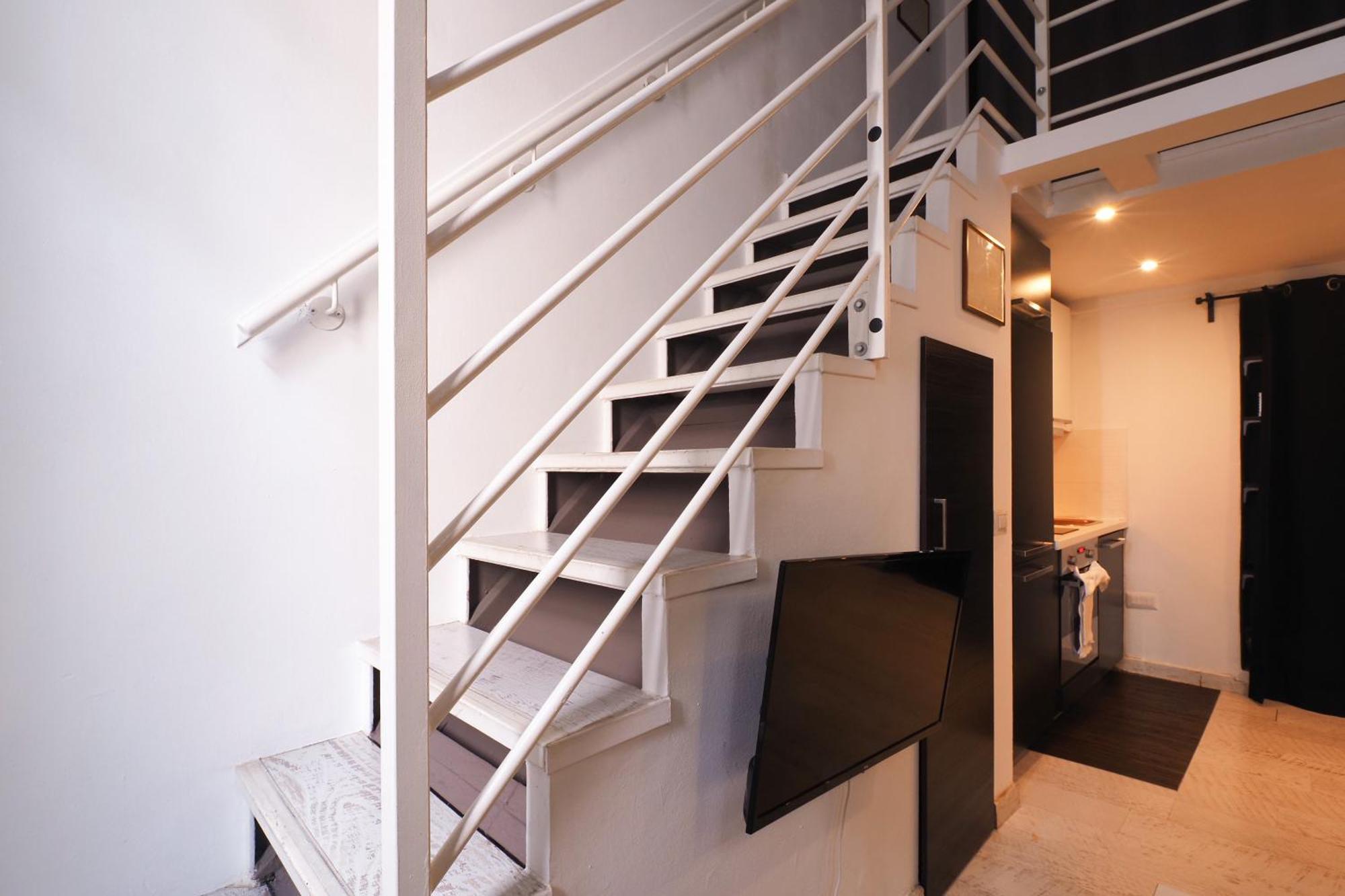 Apartment Primopiano - Schiaparelli A Flat