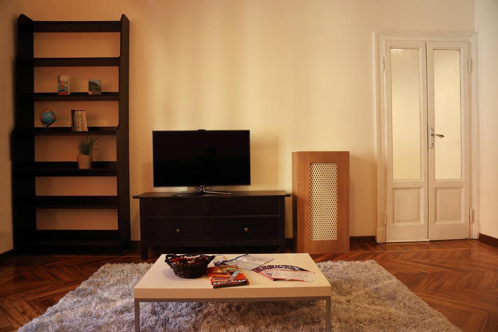 Micro Apartment *