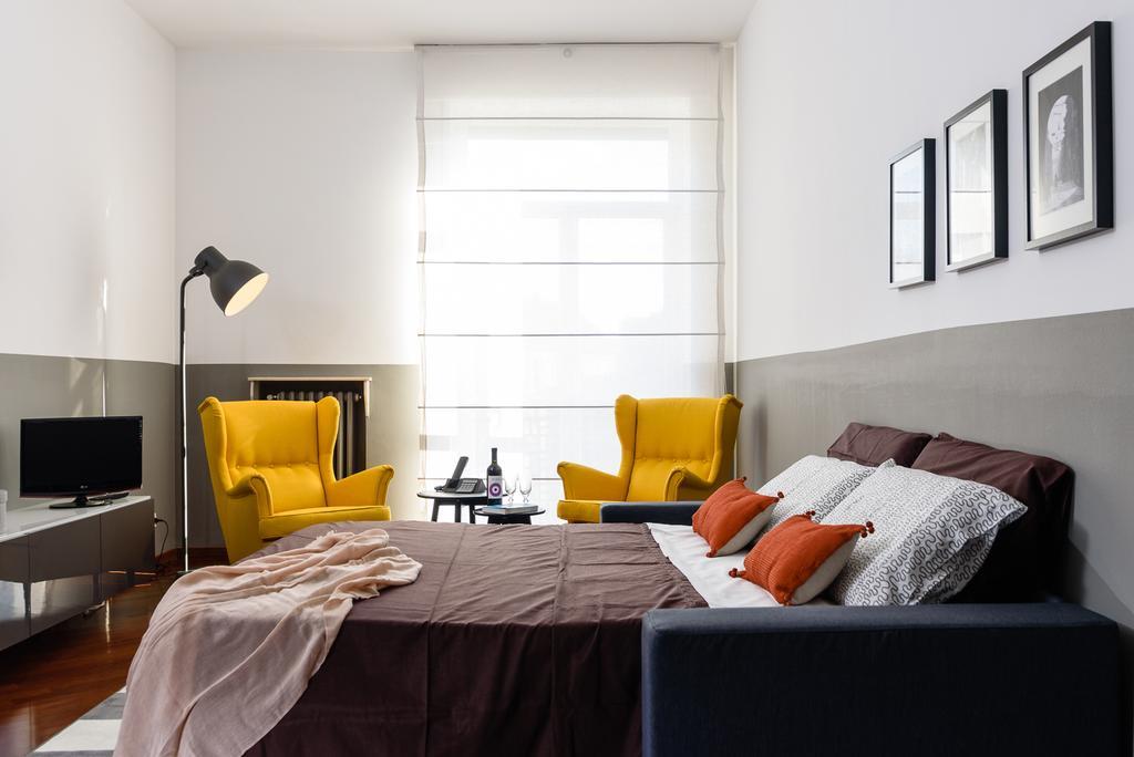 Altido Lovely Apt With Terrace And View In Central Apartamento Milão