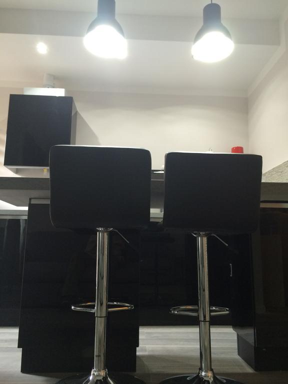Kibilu - Via Confalonieri - Stazione Garibaldi - Zona Isola Apartamento *