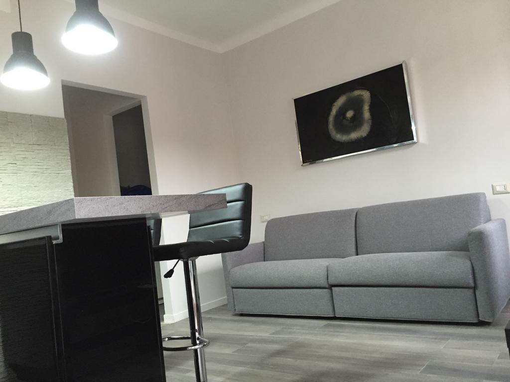 Kibilu - Via Confalonieri - Stazione Garibaldi - Zona Isola Apartamento *